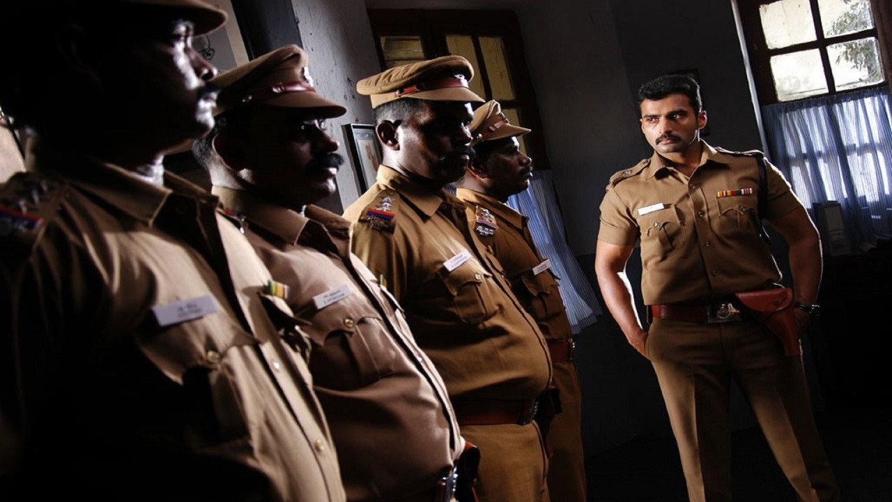 Vellore Maavattam 2011 movie scene