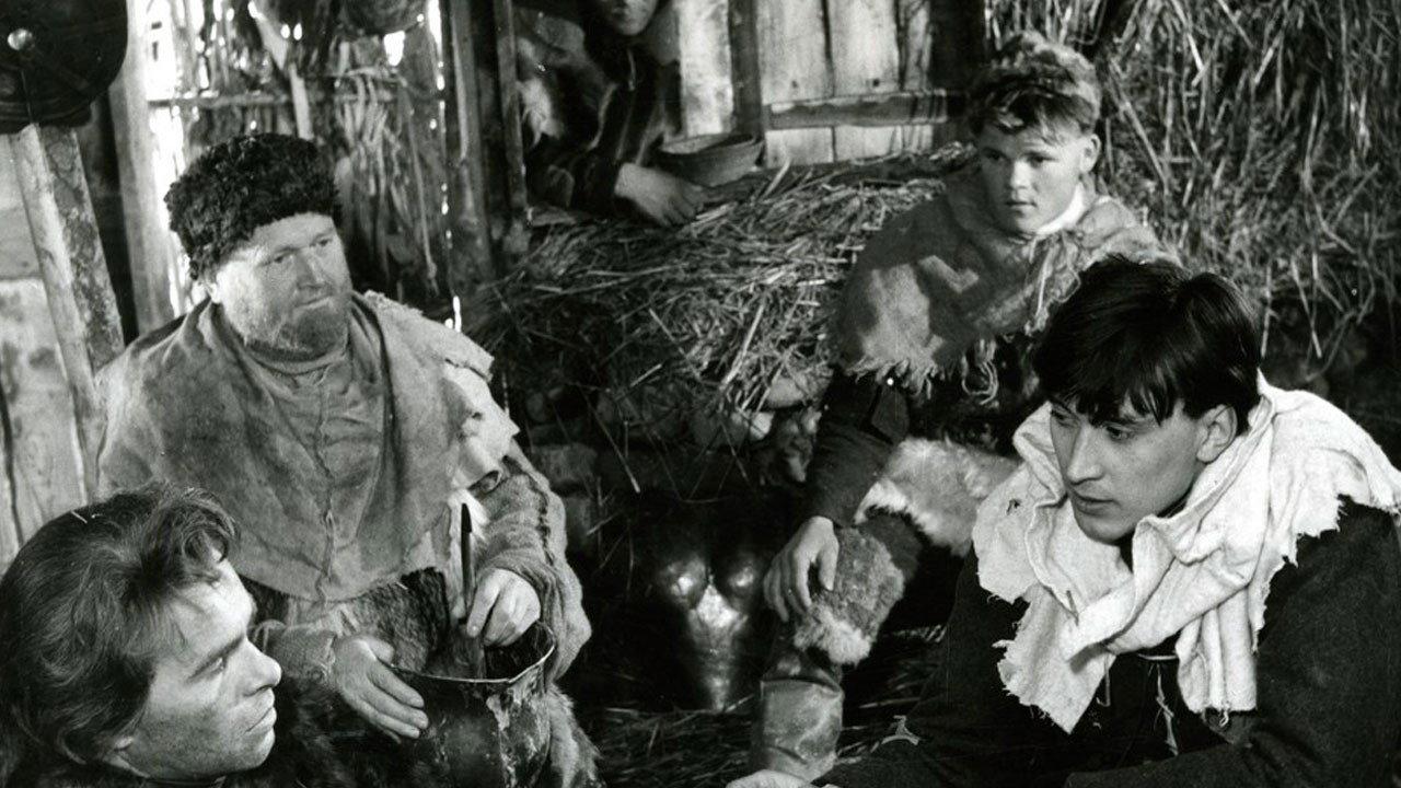 Women and Soldiers 1955 movie scene