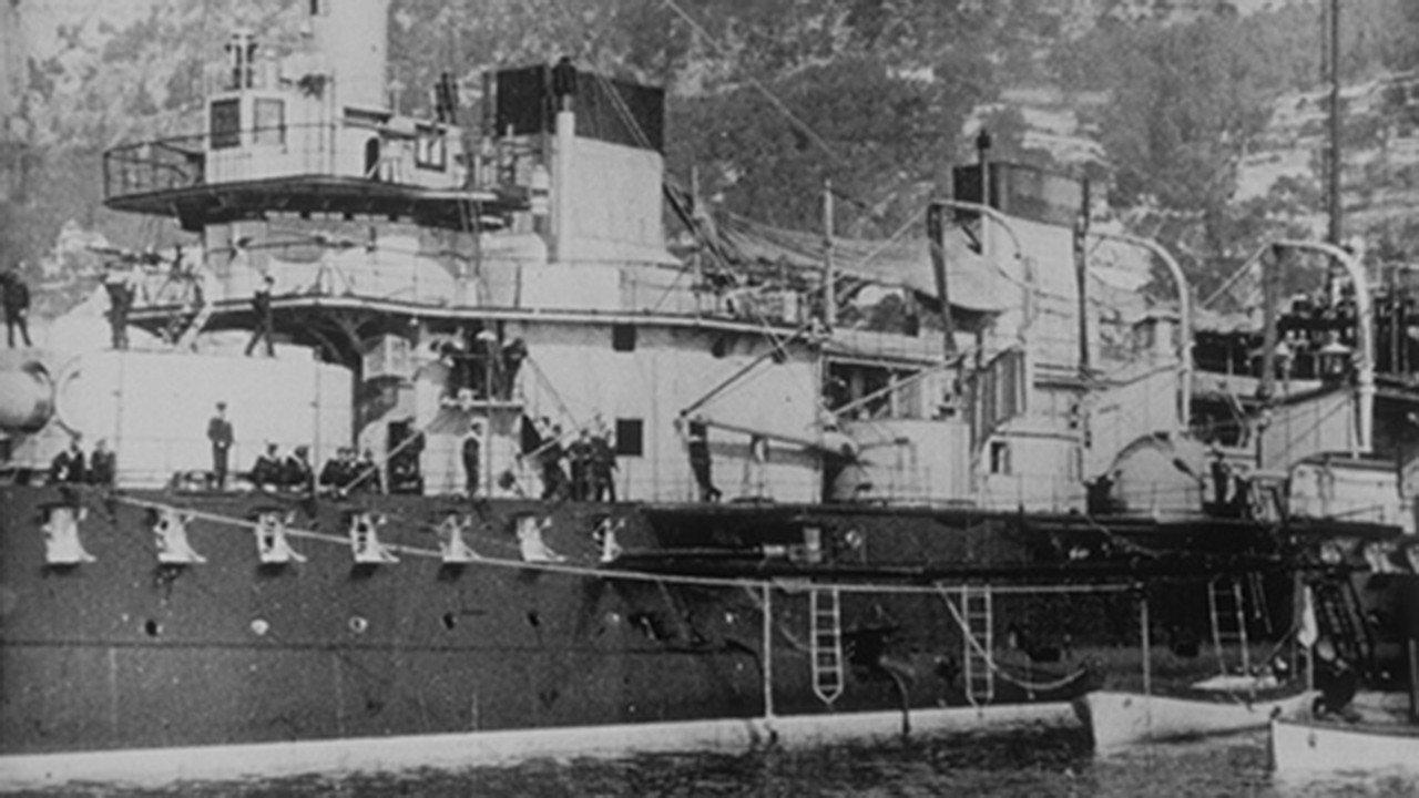 Le "Brennus" 1897 movie scene