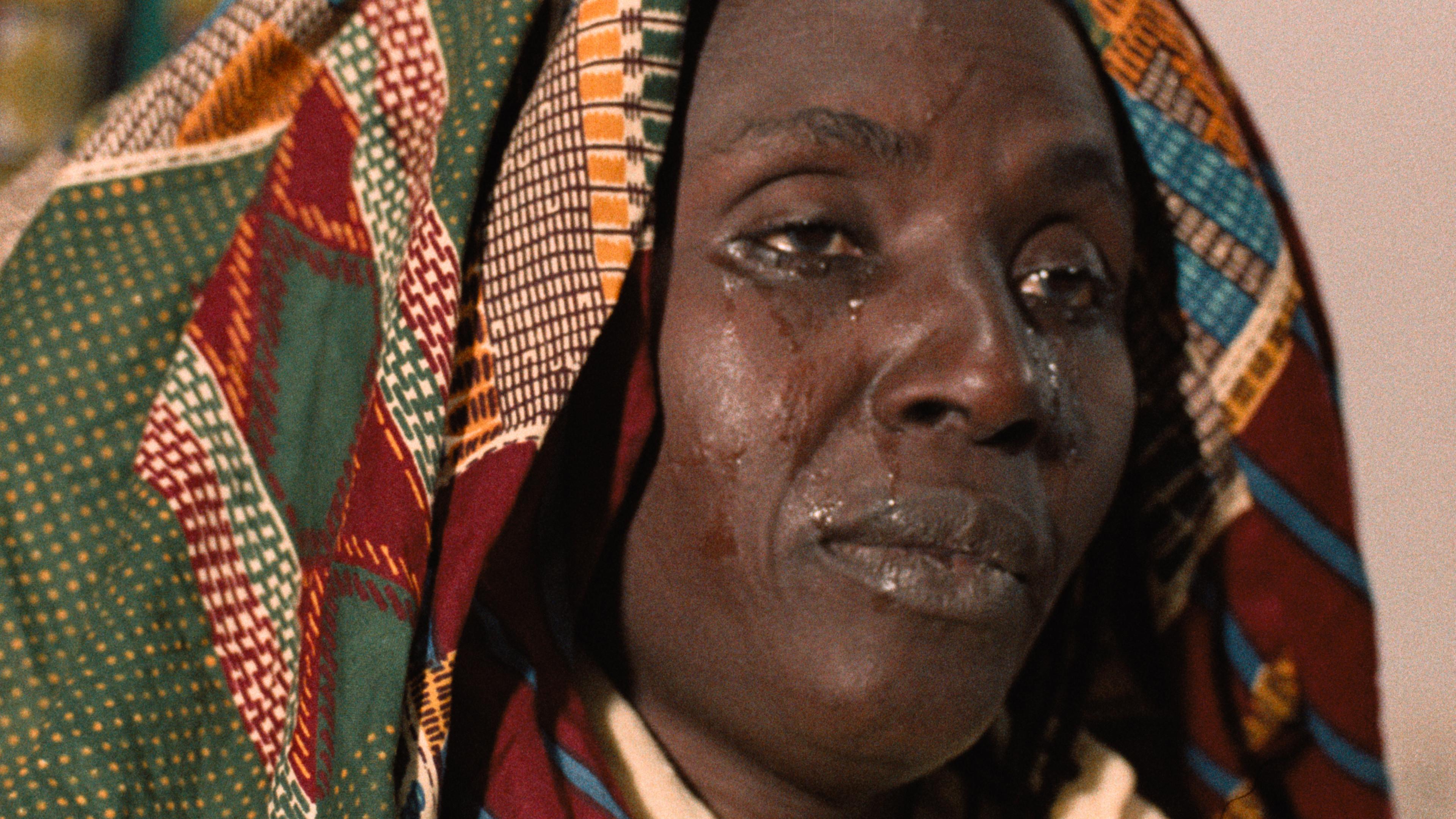 Xala 1975 movie scene