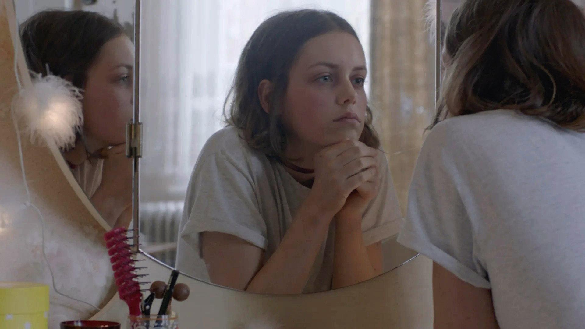 Hanna's Homecoming 2019 movie scene
