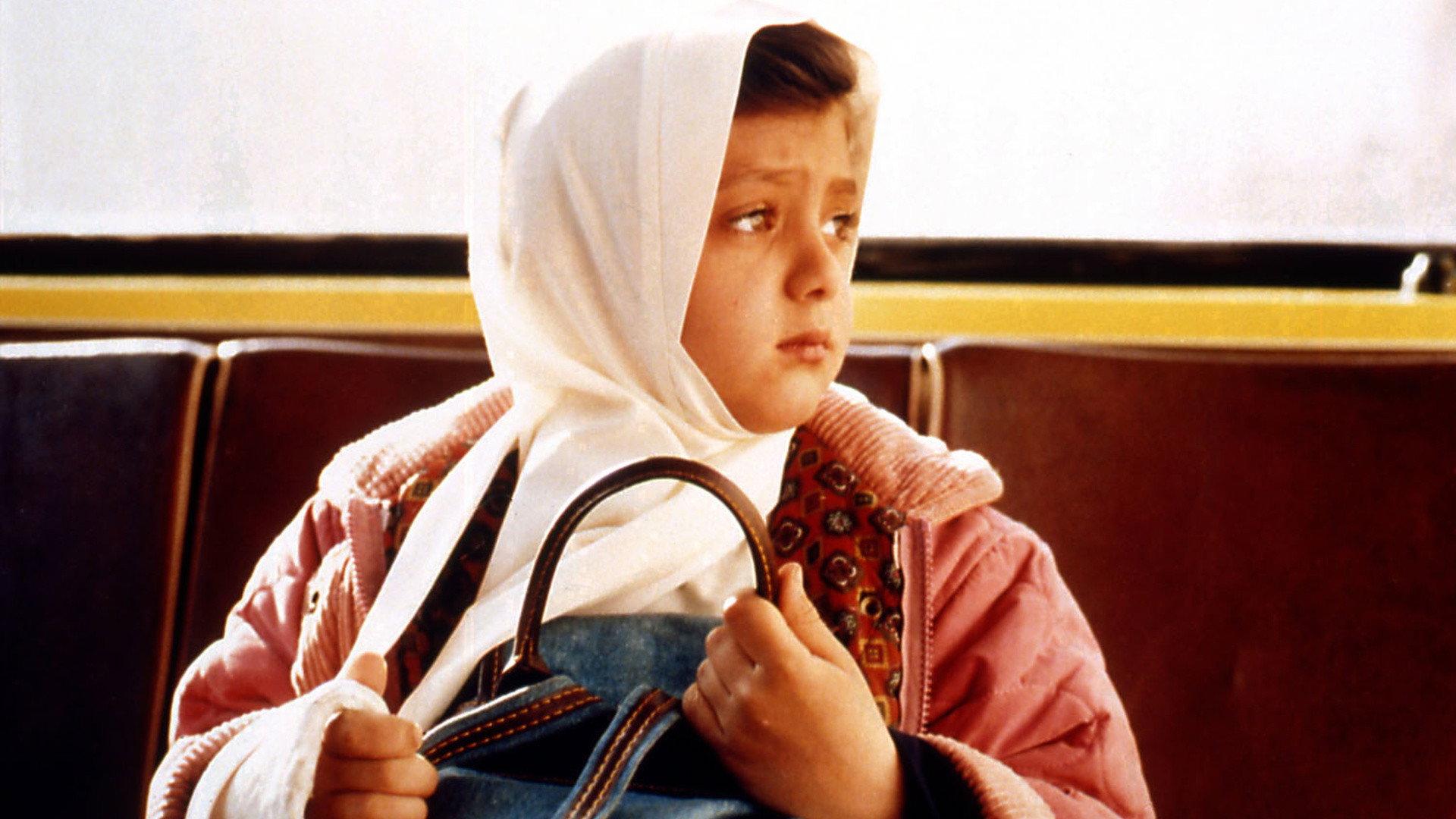 The Mirror 1997 movie scene