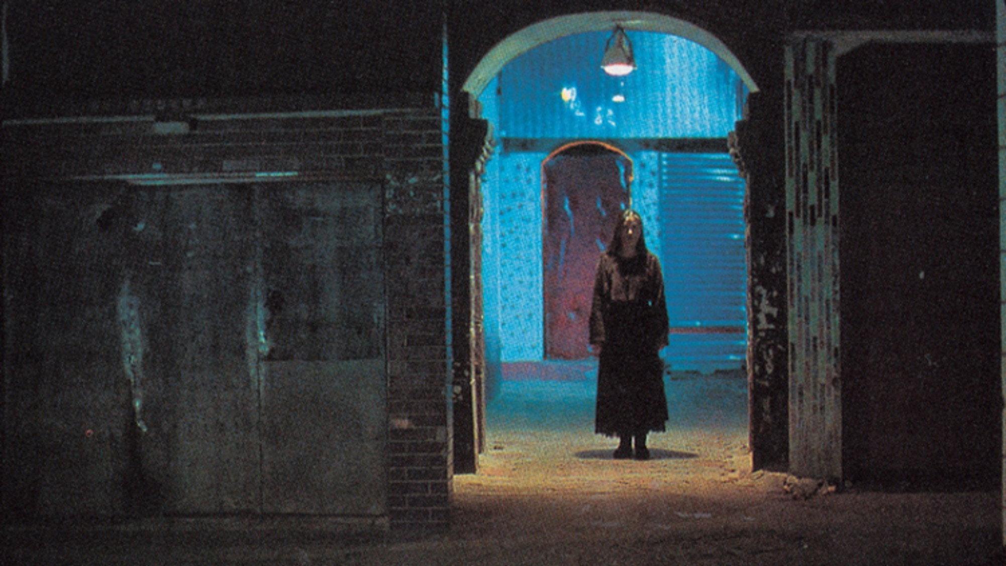 The People in White 1995 movie scene