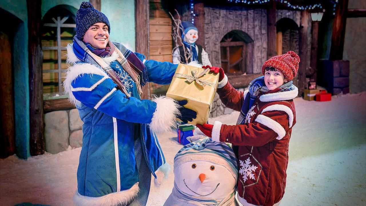 Luccas Neto in: The End of Christmas 2019 movie scene