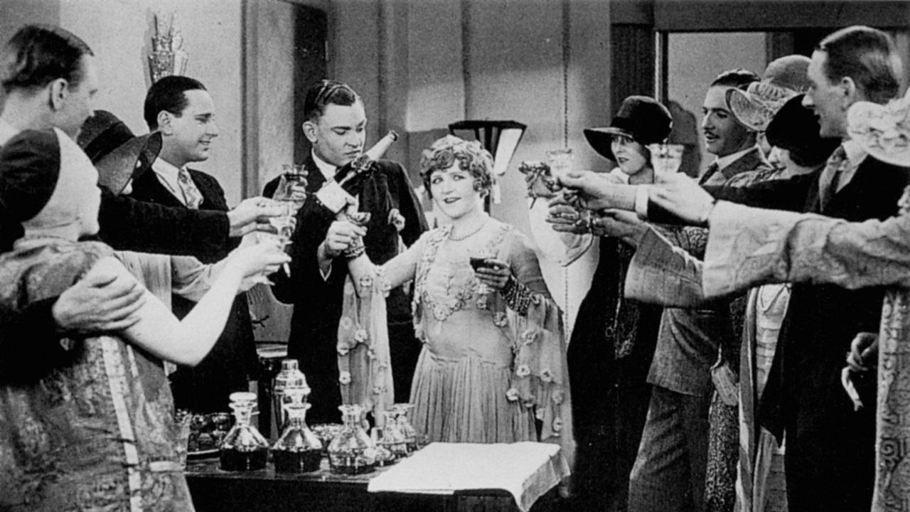 Champagne 1928 movie scene