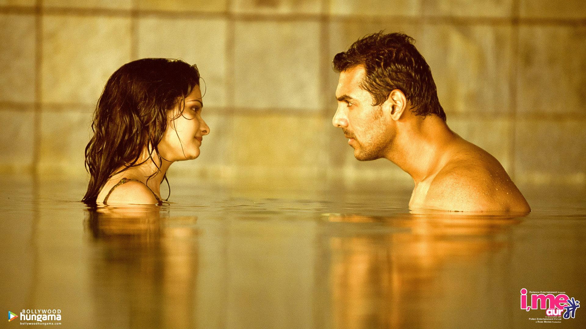 I, Me aur Main 2013 movie scene