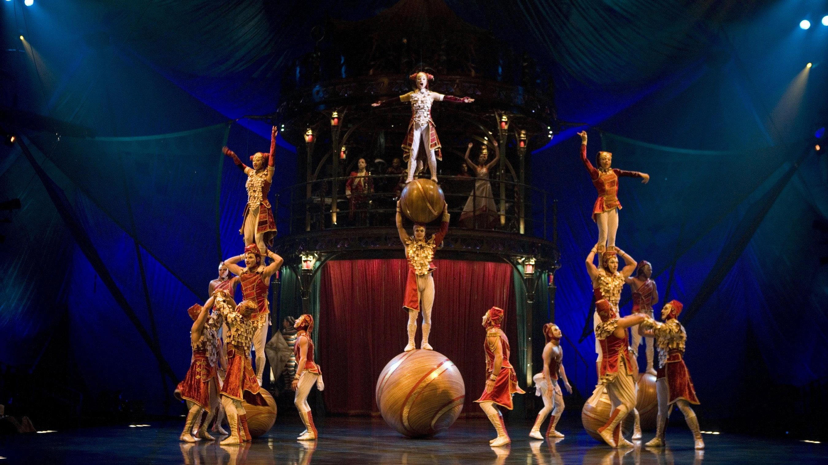 Cirque du Soleil: A Thrilling Ride Through Kooza 2008 movie scene