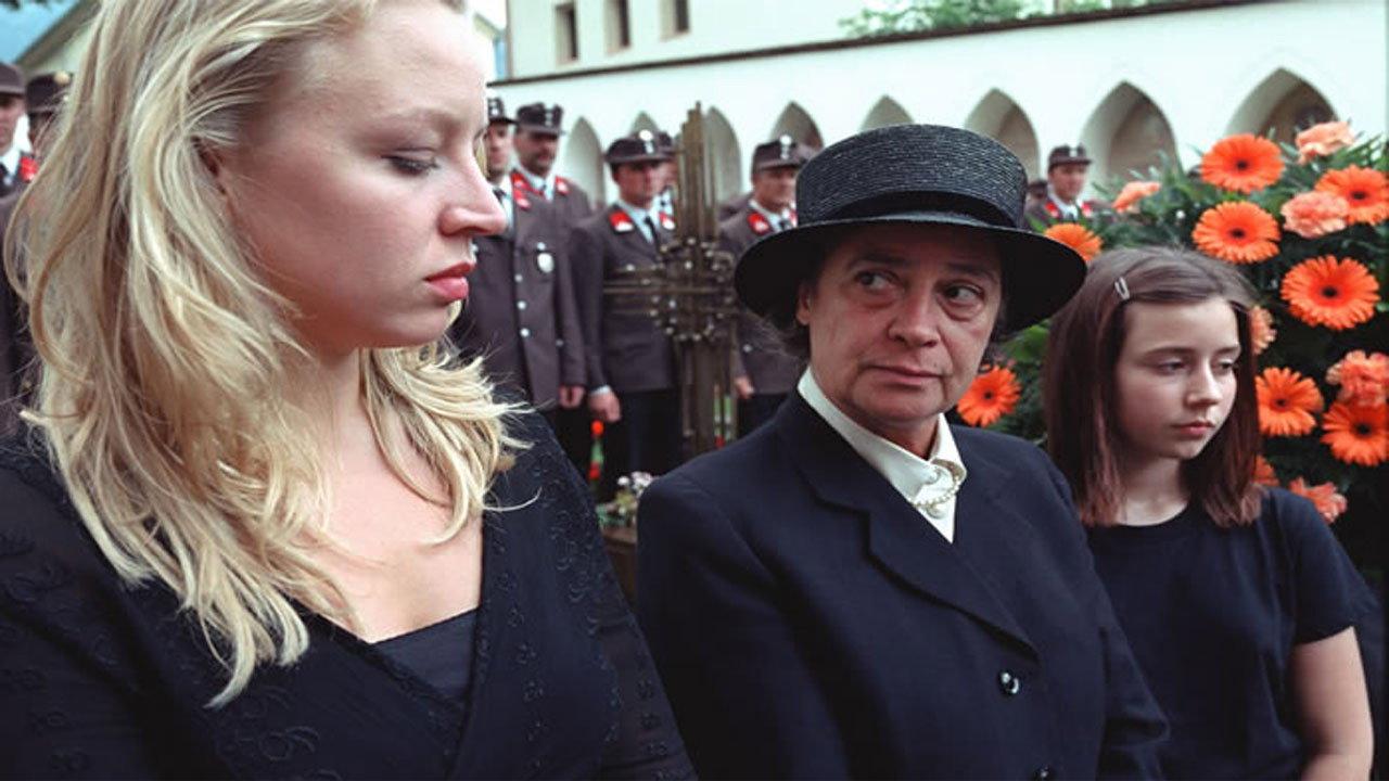 Icarus 2002 movie scene