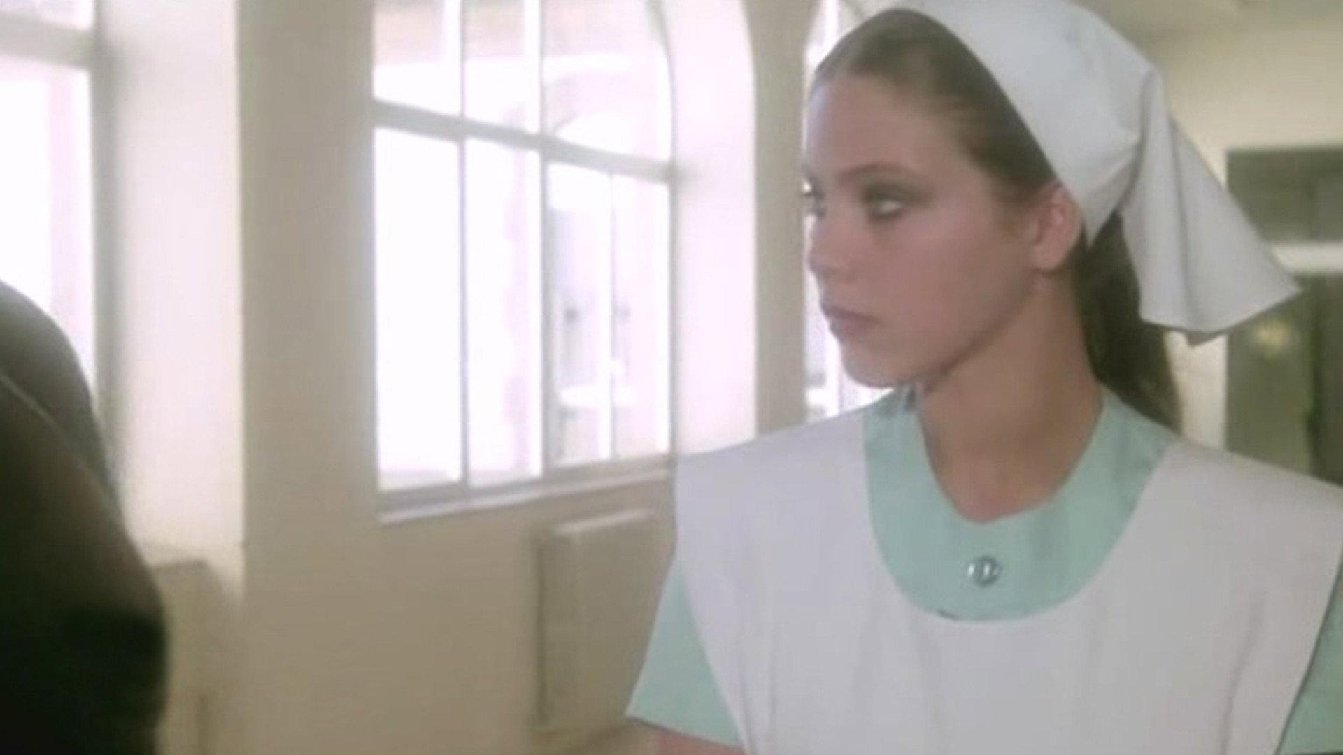 La joven casada 1975 movie scene