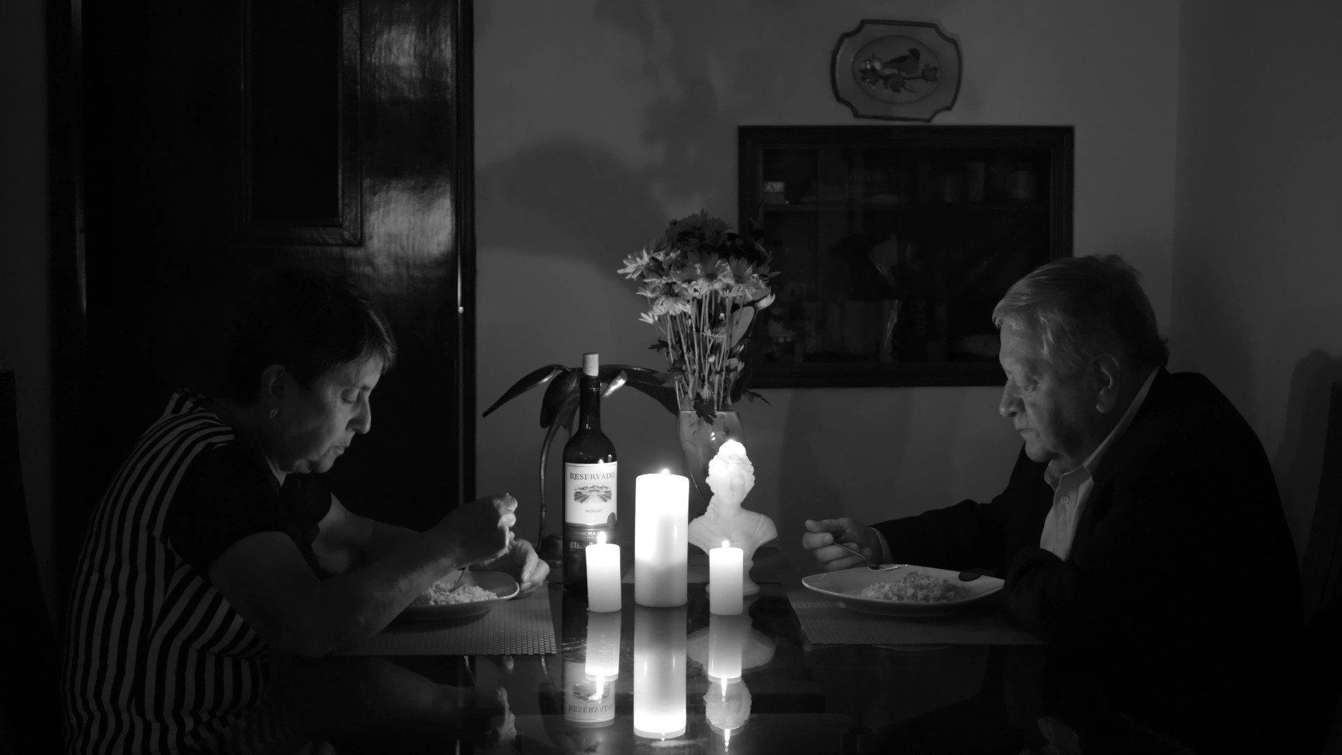 Las Flores Son Para Los Muertos 2024 movie scene