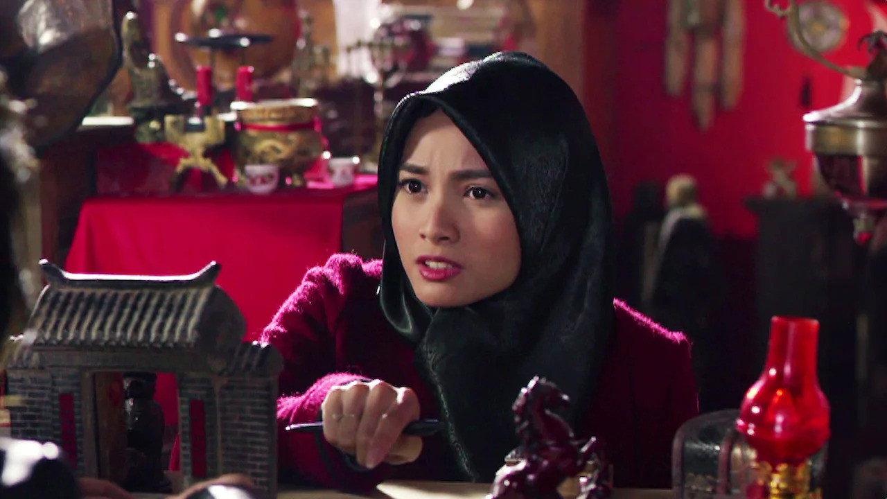Bulan Terbelah di Langit Amerika 2 2016 movie scene