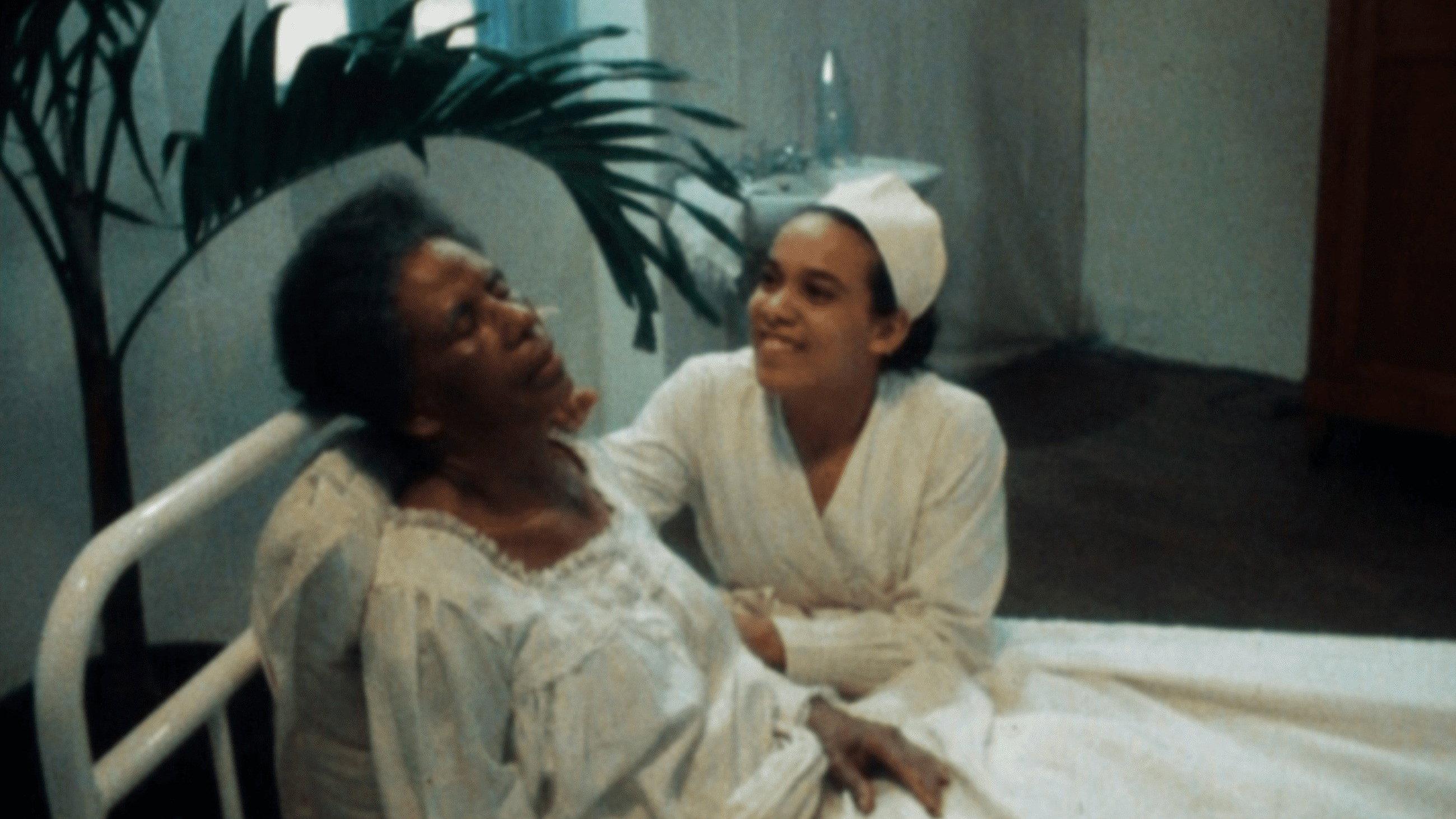 The Ordinary Madness of a Daughter of Ham 1986 movie scene