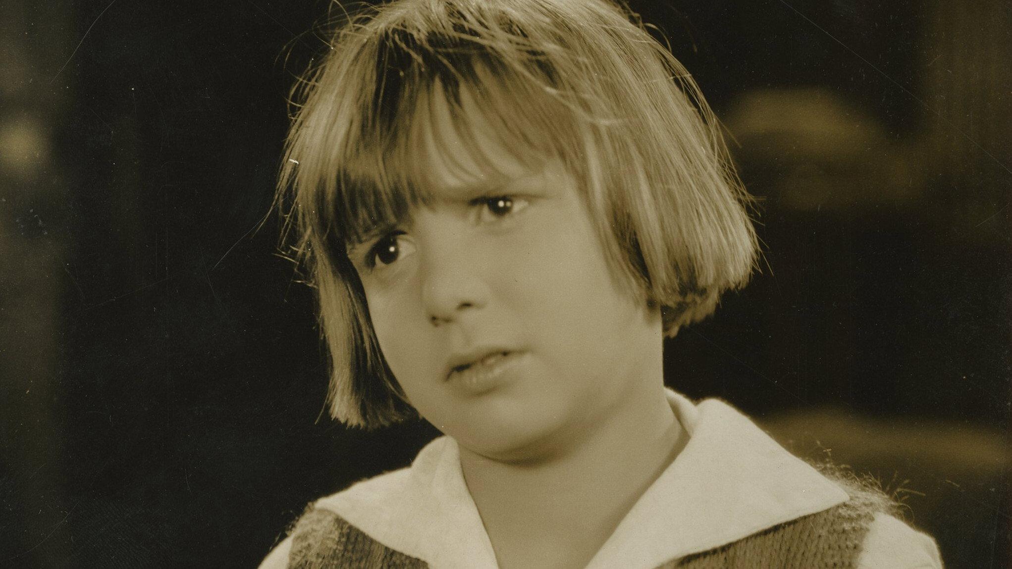 Johnny Get Your Hair Cut 1927 movie scene