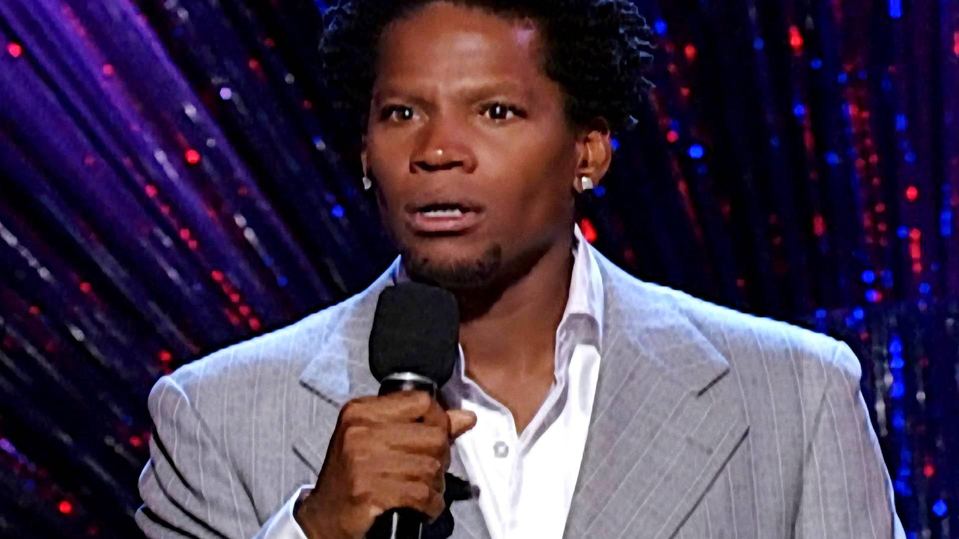 D.L. Hughley: Shocked & Appalled 2005 movie scene