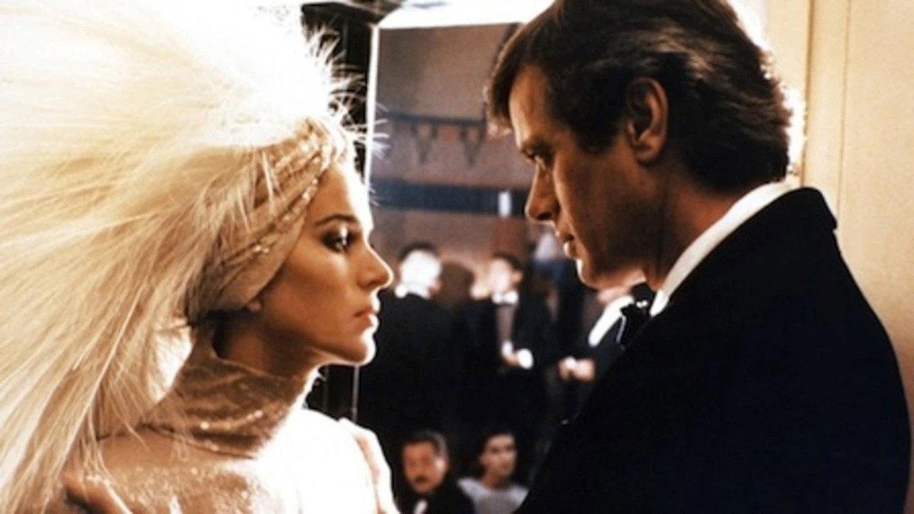 Mascara 1987 movie scene