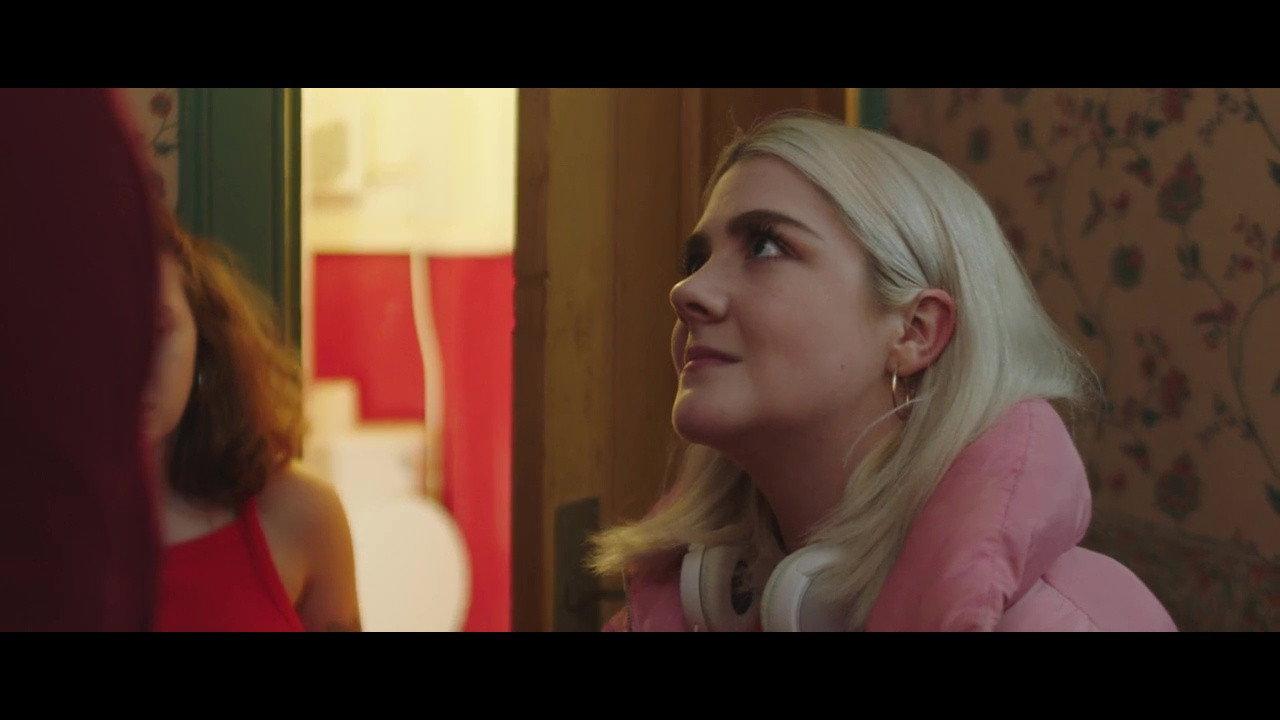 Hayley and the New World 2022 movie scene