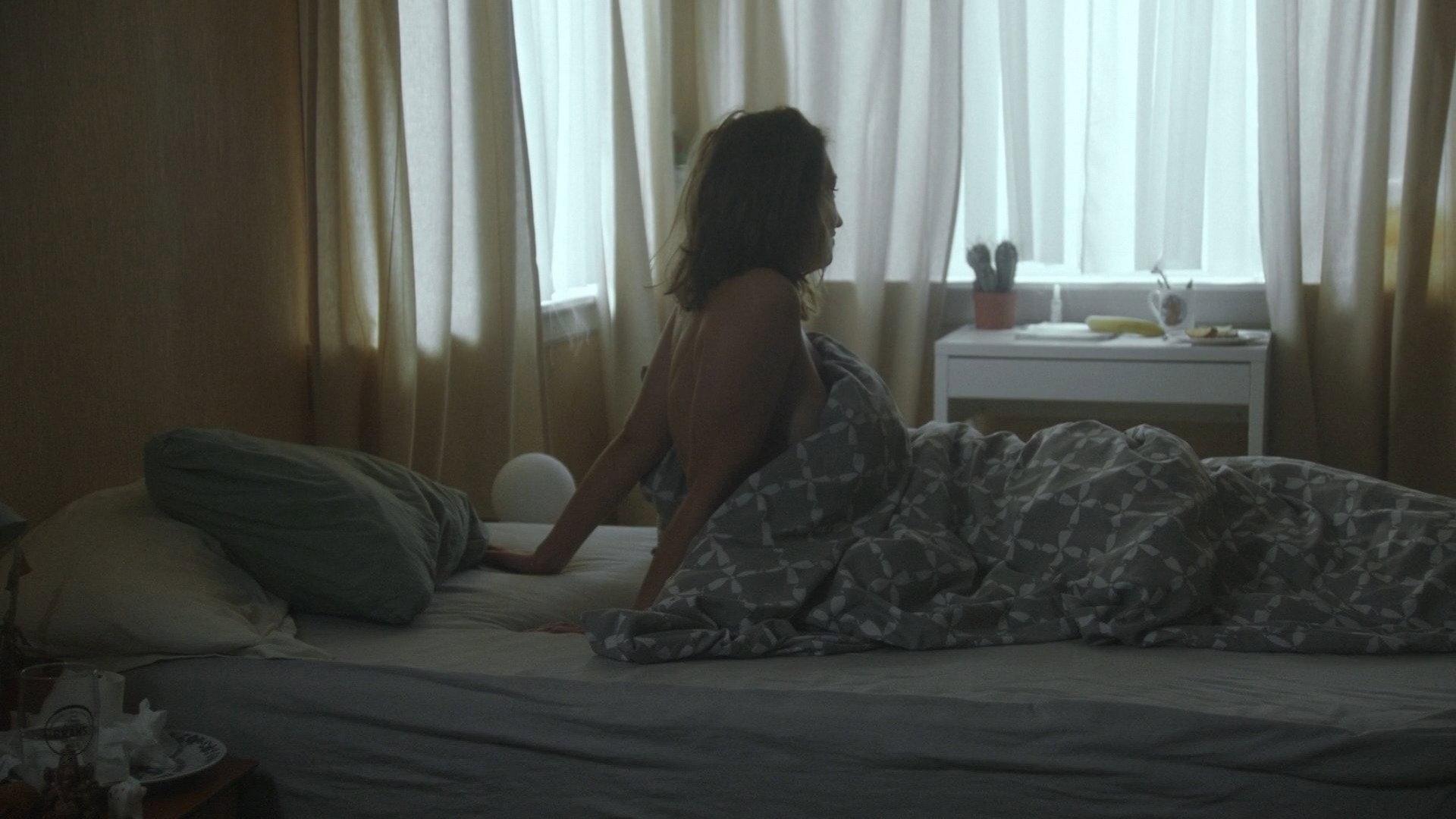 Hideaway 2019 movie scene