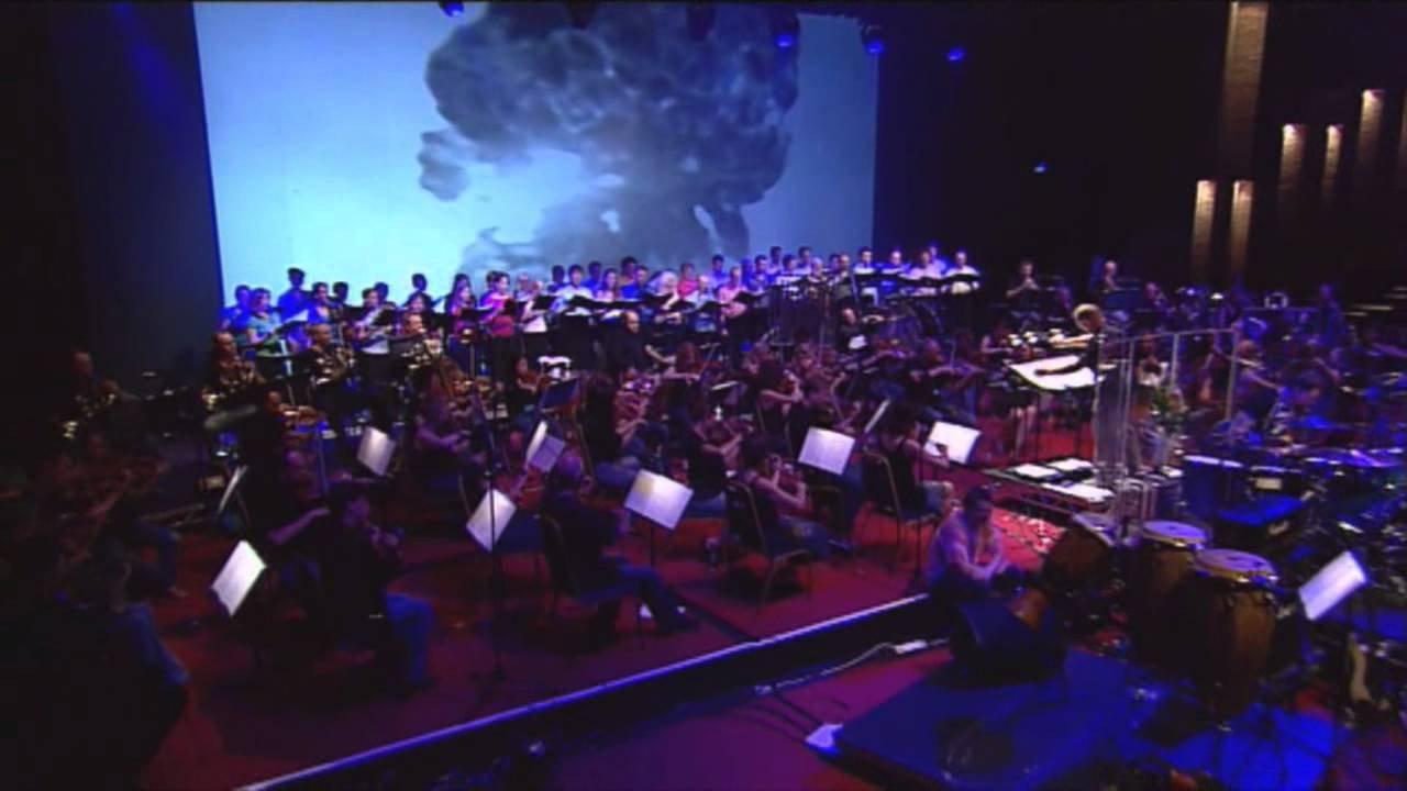 Globus: Live At Wembley 2008 movie scene