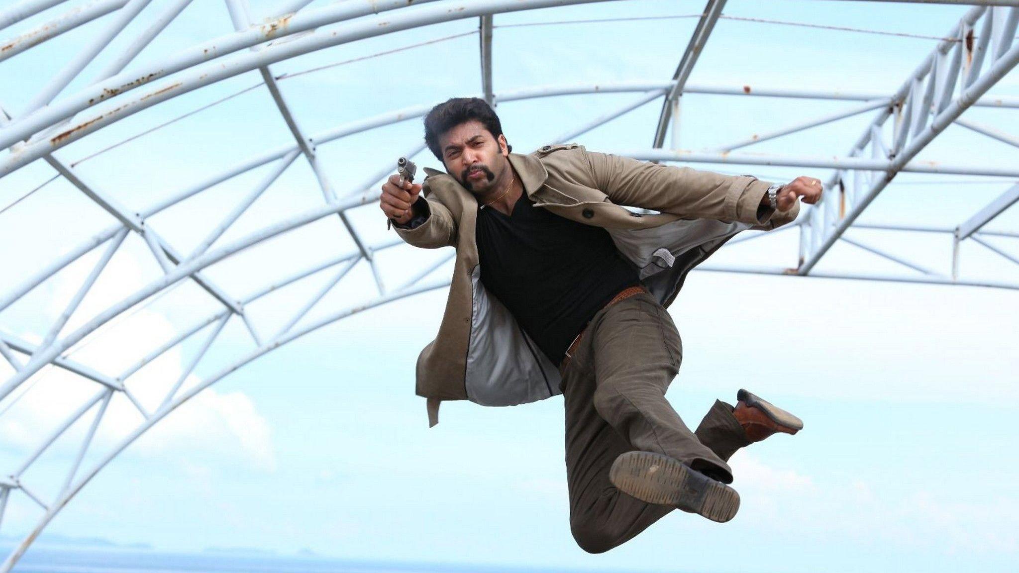 Ameerin Aadhi Bhagavan 2013 movie scene