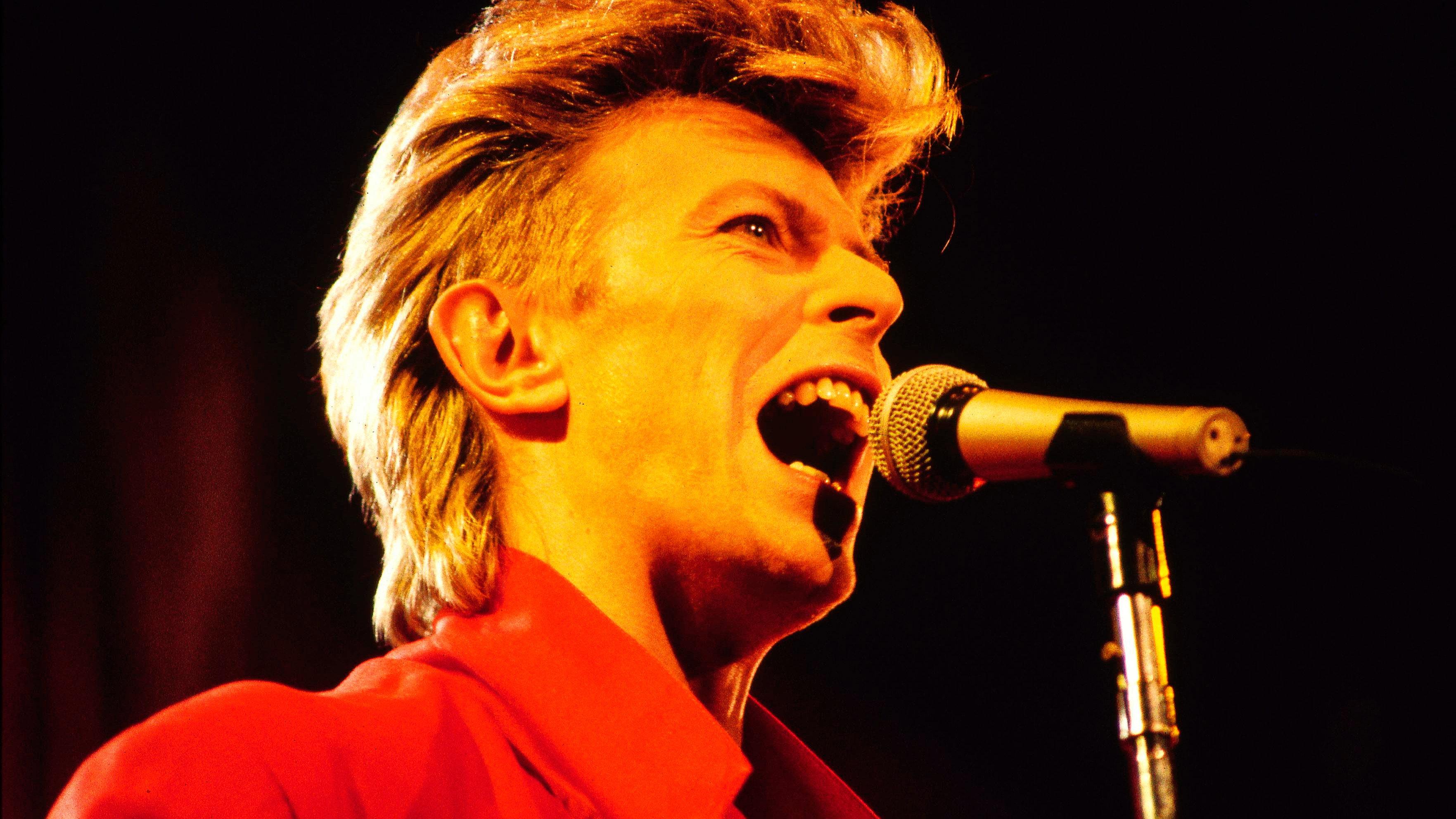 David Bowie: Glass Spider 1988 movie scene