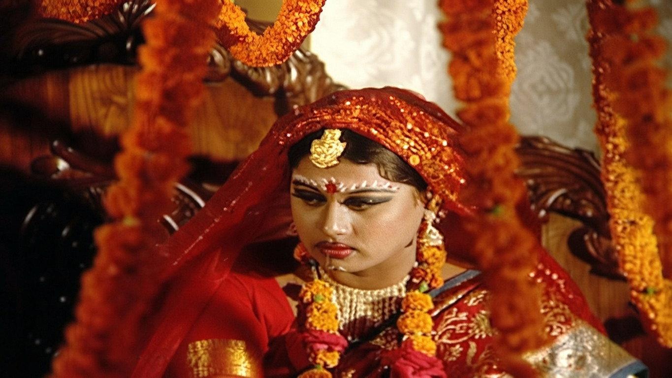 Hingsha Protihingsha 2003 movie scene
