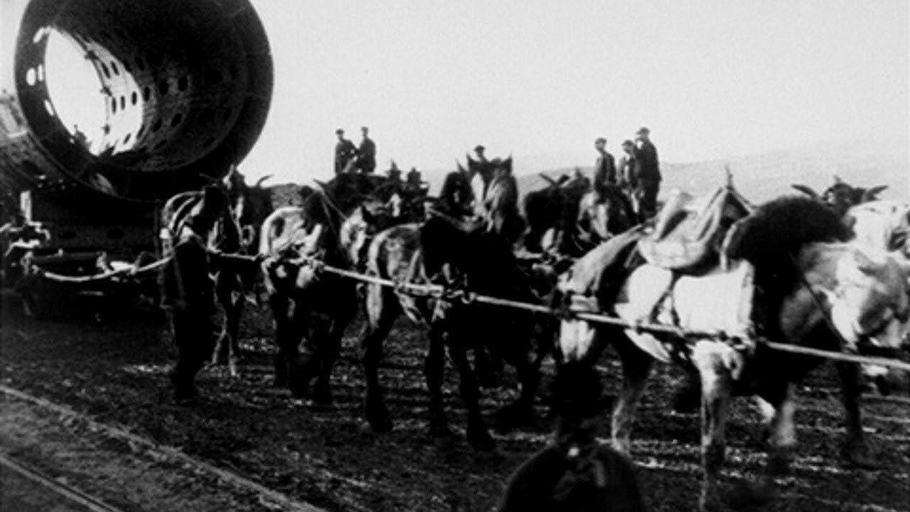 Transport of a Turret by a Team of 60 Horses 1897 movie scene
