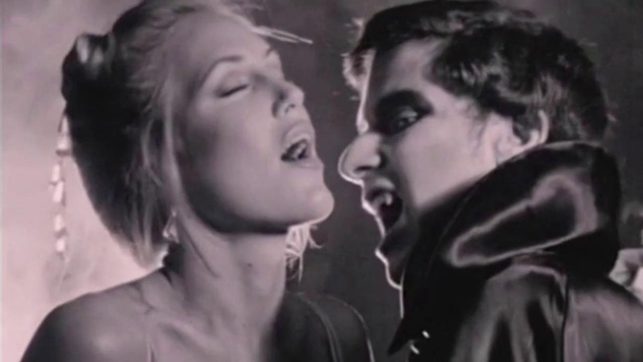 A Polish Vampire in Burbank 1983 movie scene