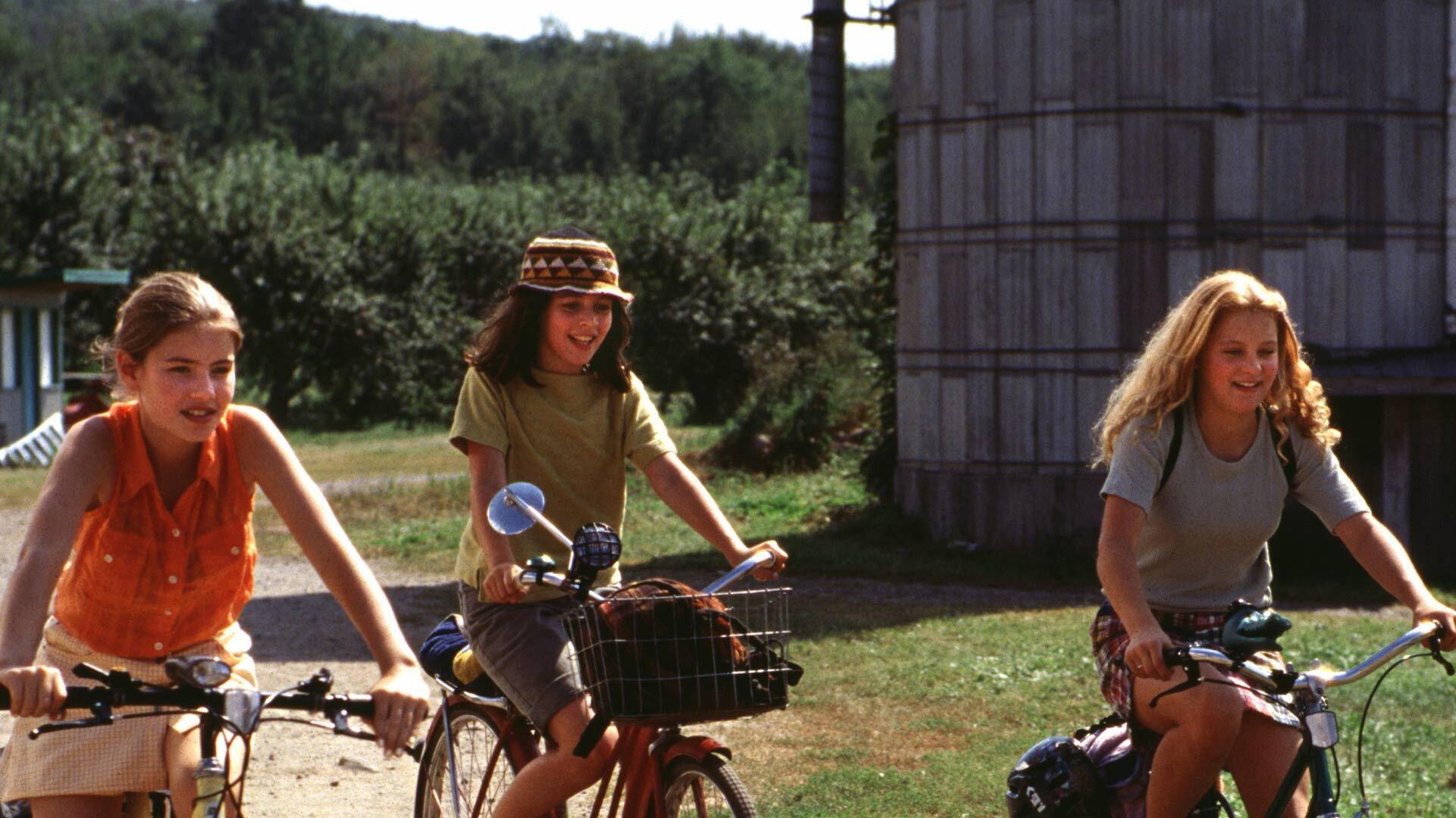 Dancing on the Moon 1997 movie scene