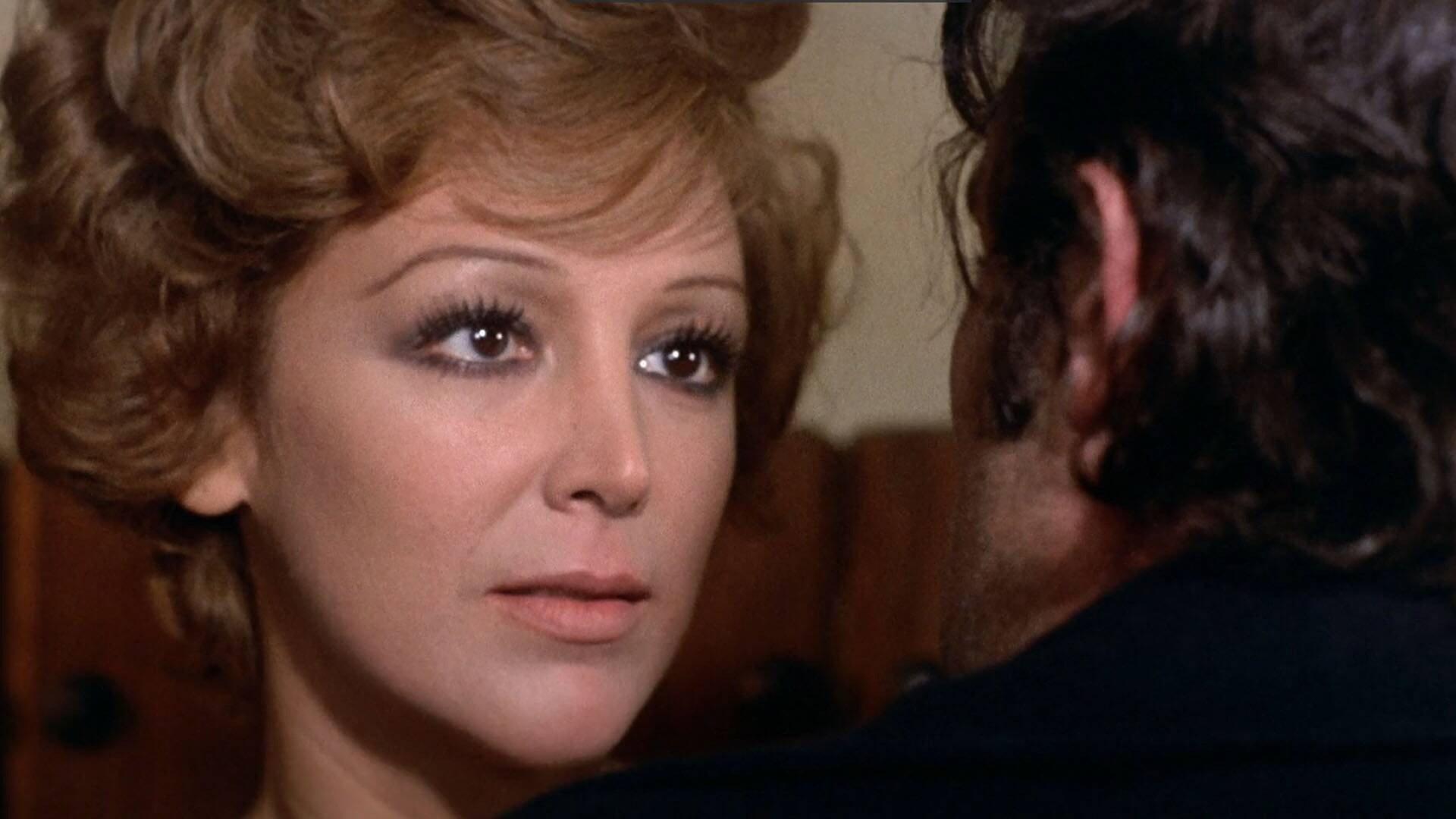 Una mujer prohibida 1974 movie scene