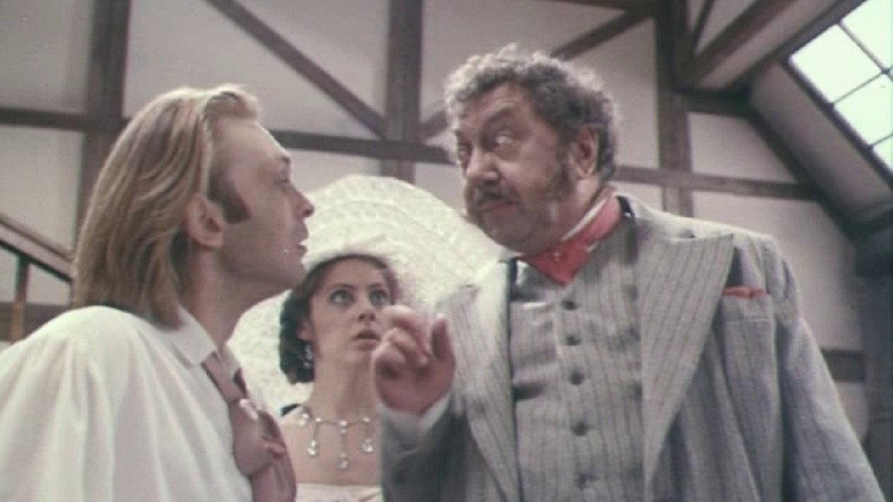 Portrait of Mademoiselle Targi 1991 movie scene