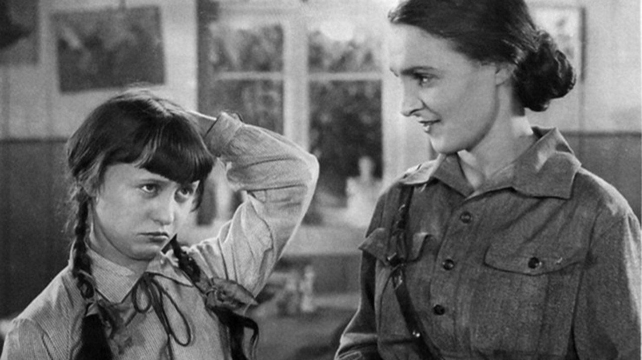 Twenty Two Misfortunes 1930 movie scene