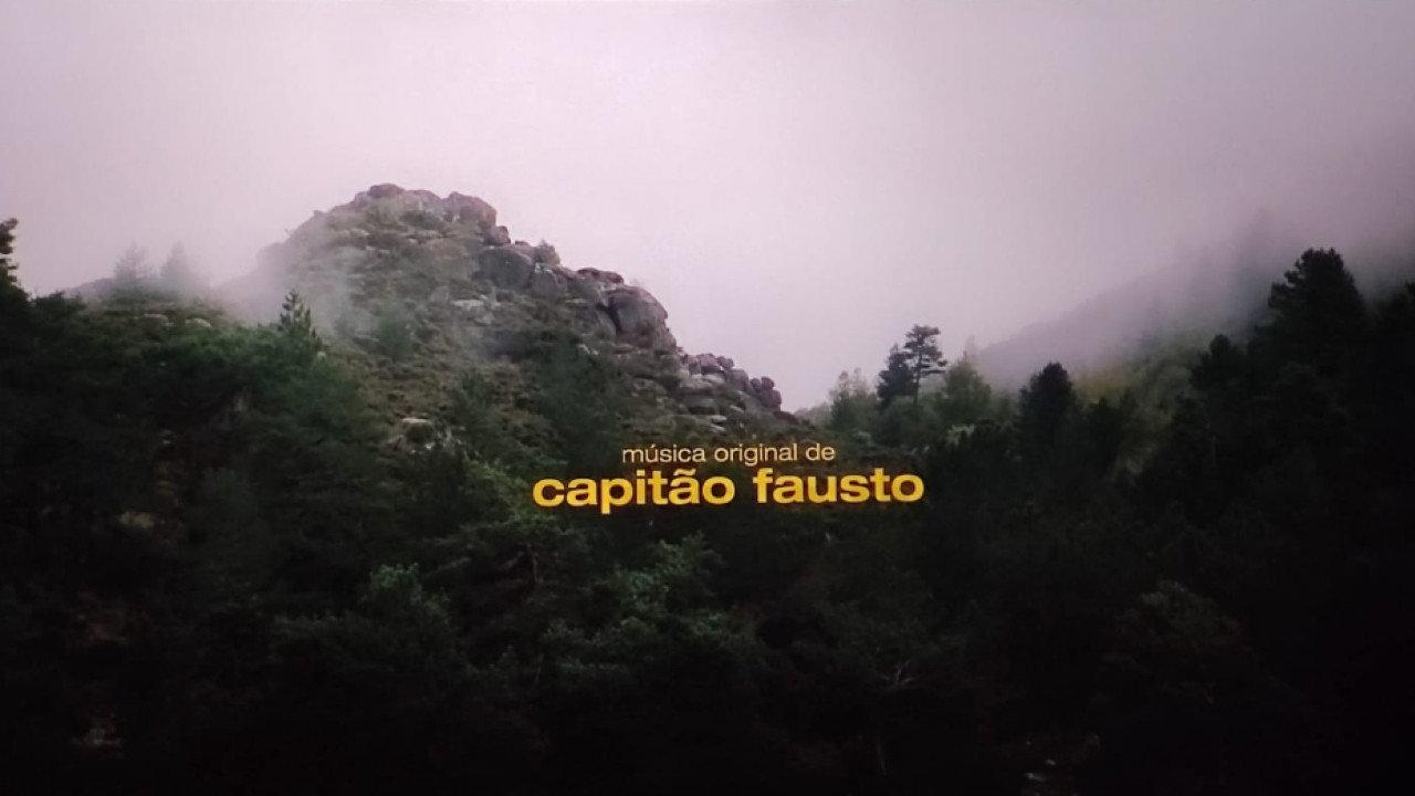 Casa Pequena 2026 movie scene
