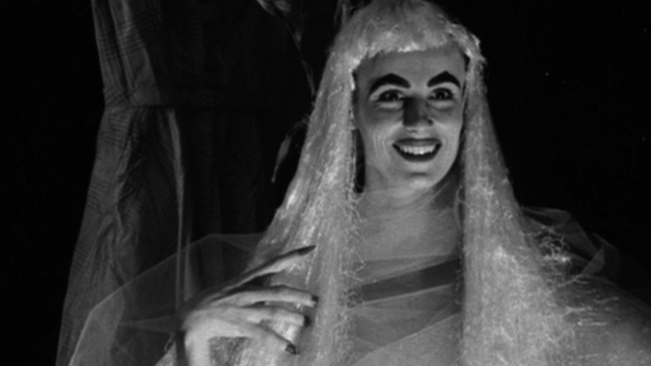 Final Curtain 1957 movie scene