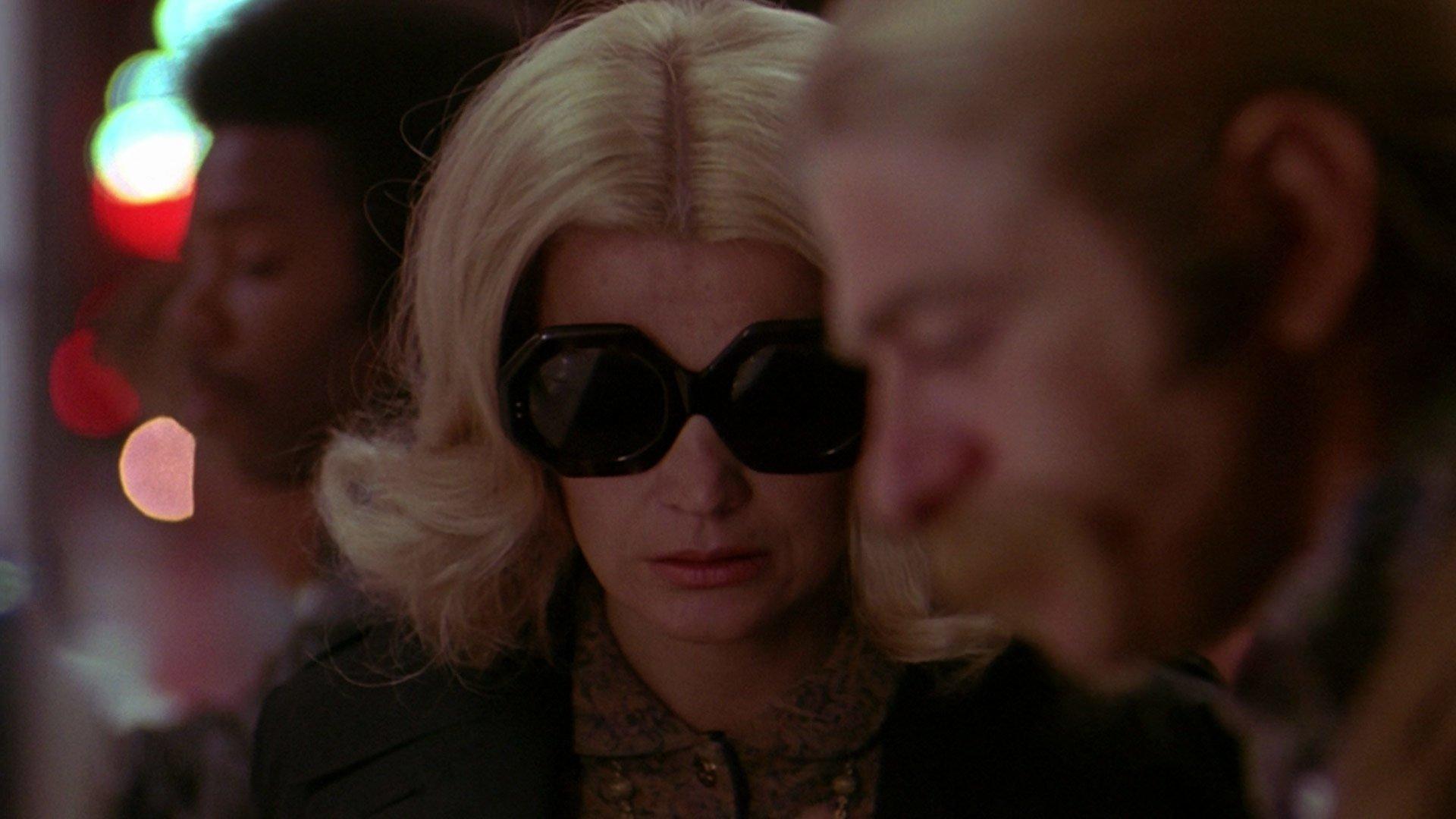 Minnie and Moskowitz 1971 movie scene