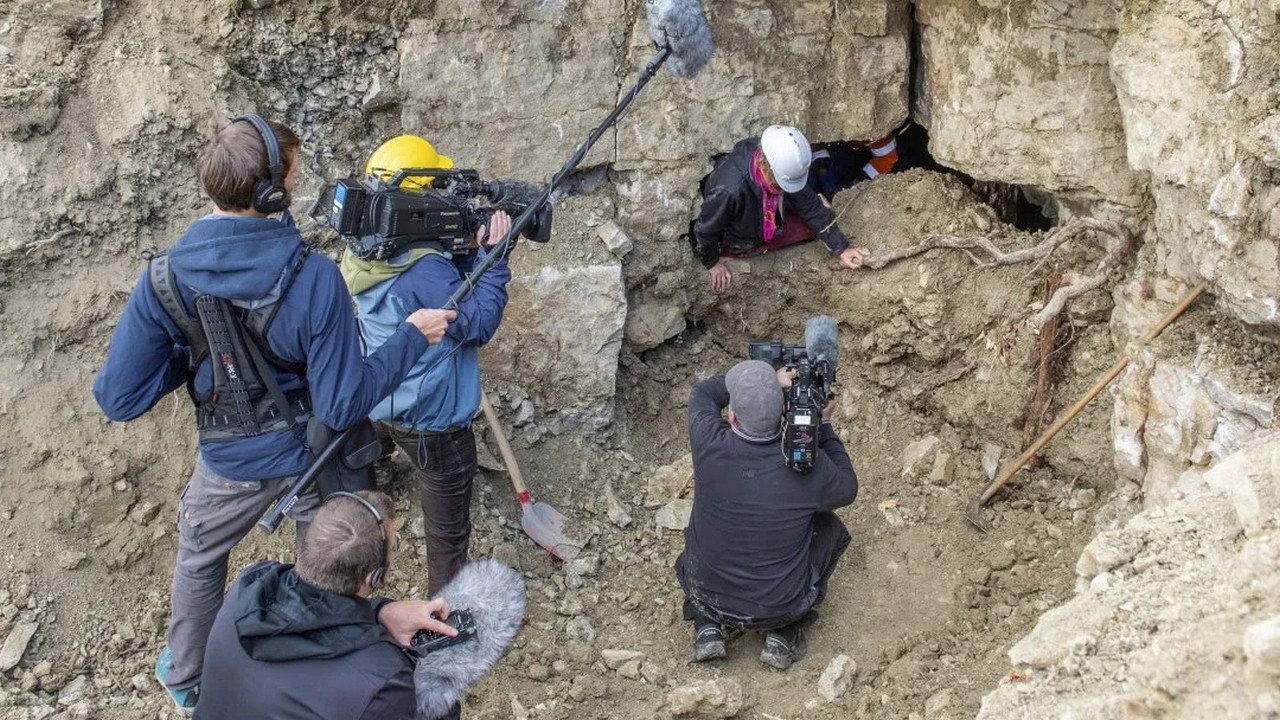 The Secret Depots of Buchenwald 2020 movie scene