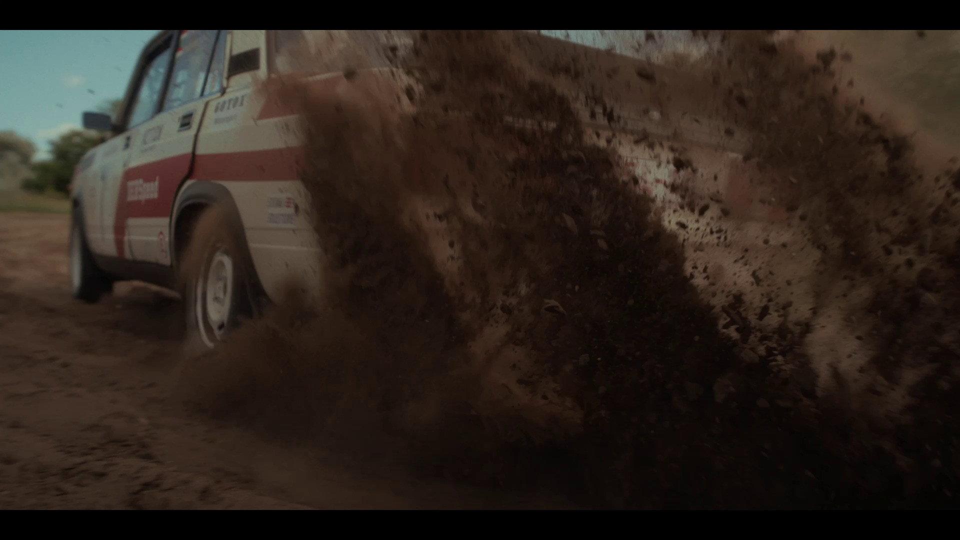 On Dusty Roads  movie scene