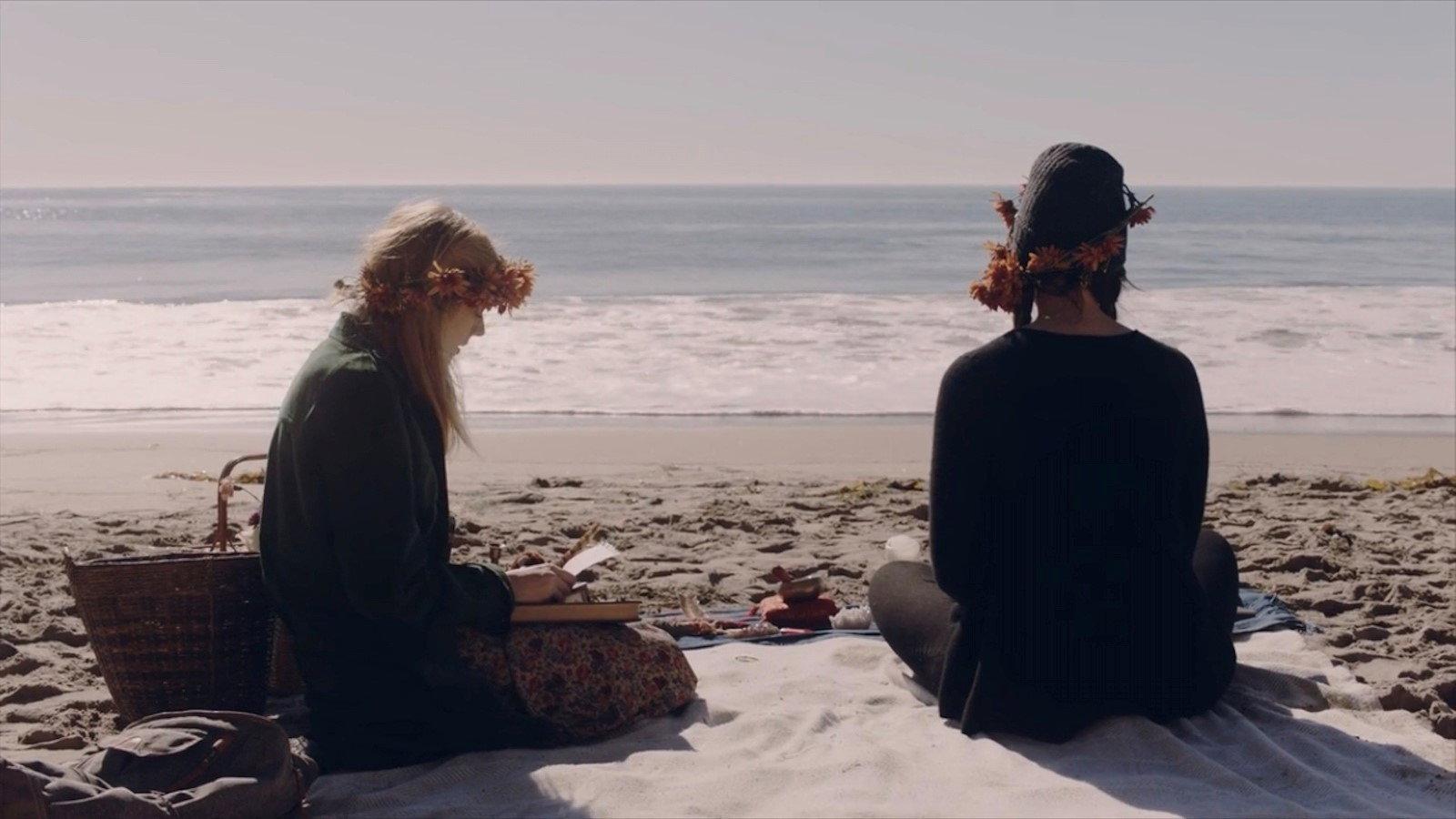 I Lost My Mother's Ashes 2019 movie scene