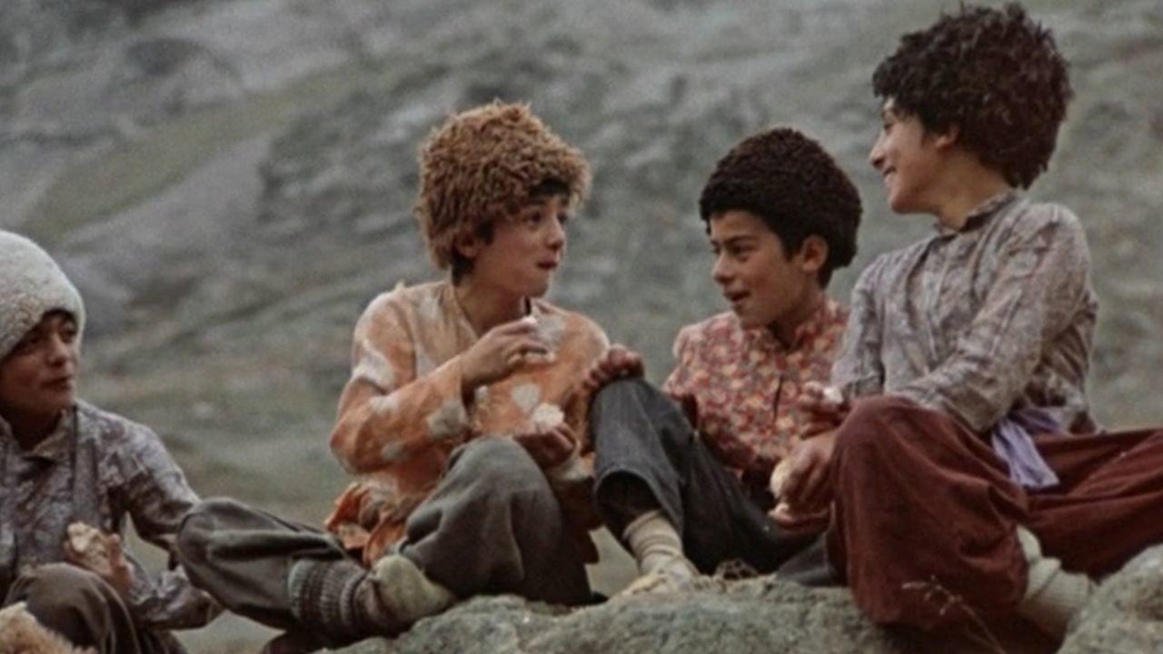 Gikor 1982 movie scene