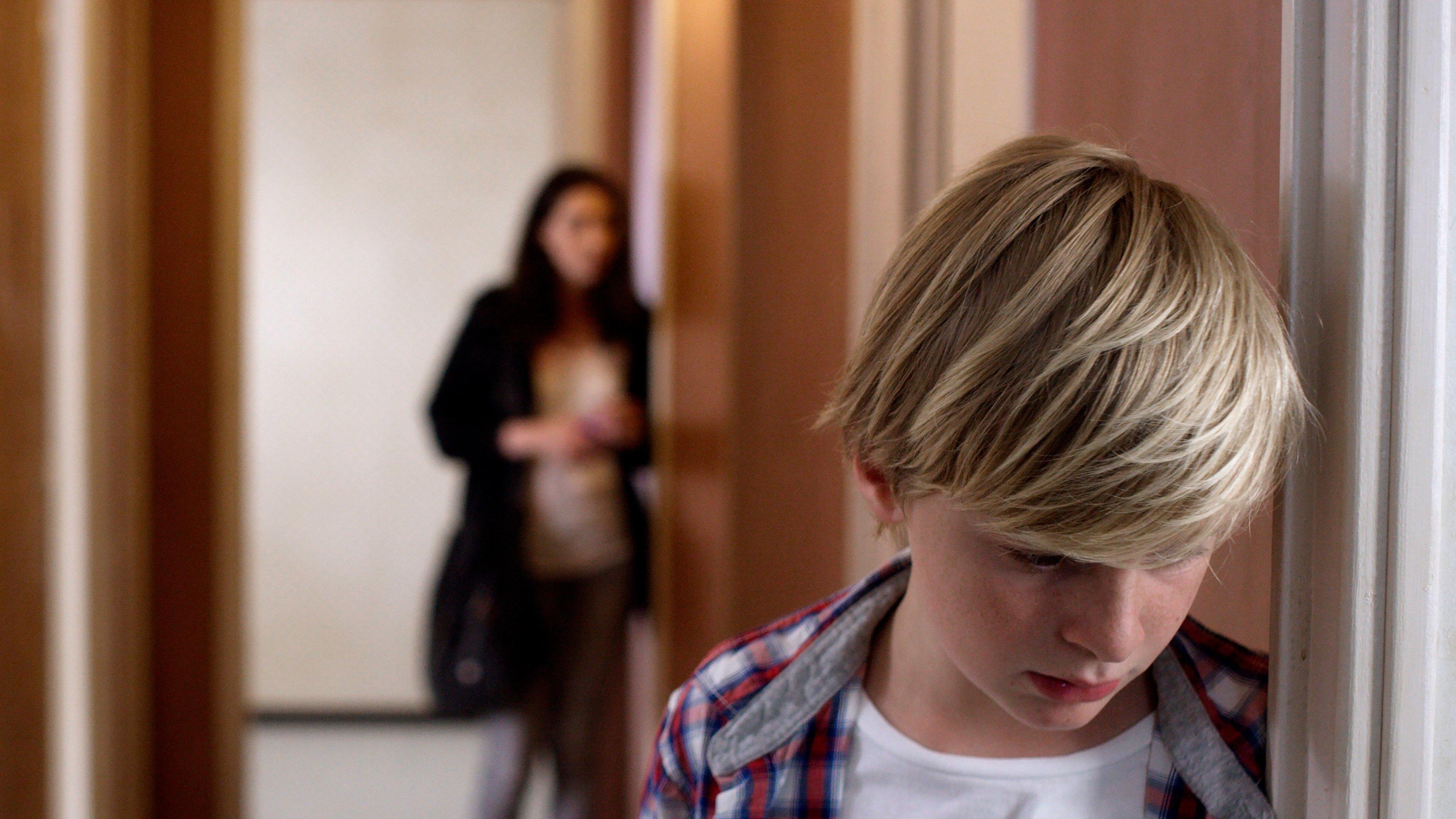 Custody 2018 movie scene