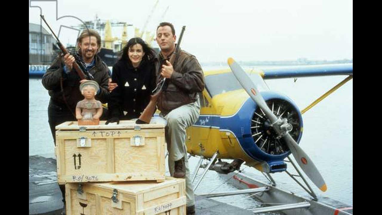 Flight from Justice 1993 movie scene