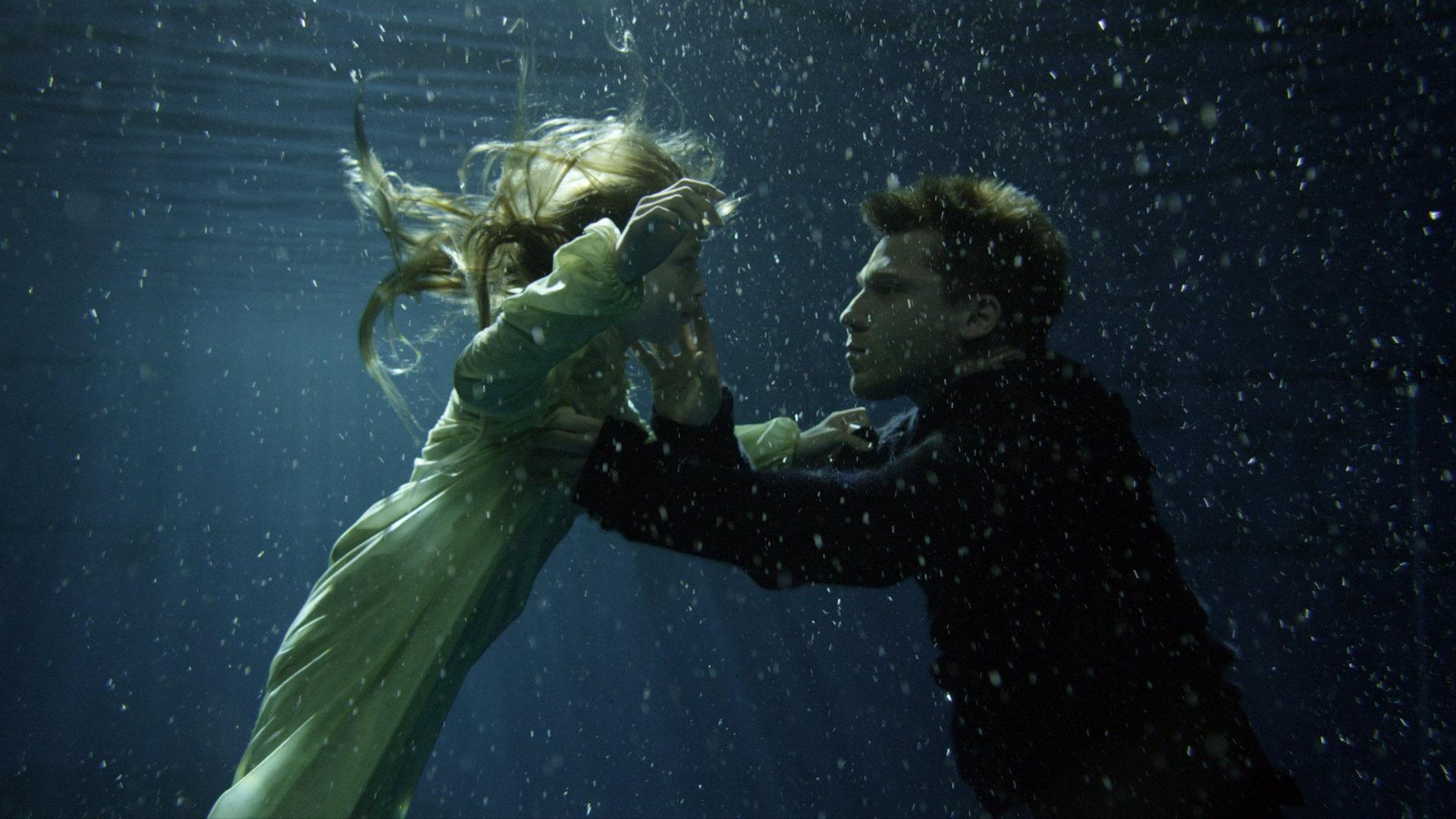 Engel unter Wasser - Ein Nordseekrimi 2015 movie scene
