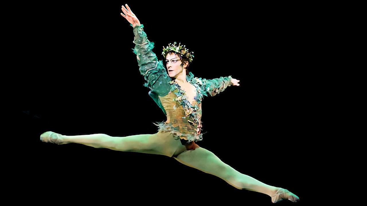 Men at the Barre - Inside the Royal Ballet 2020 movie scene