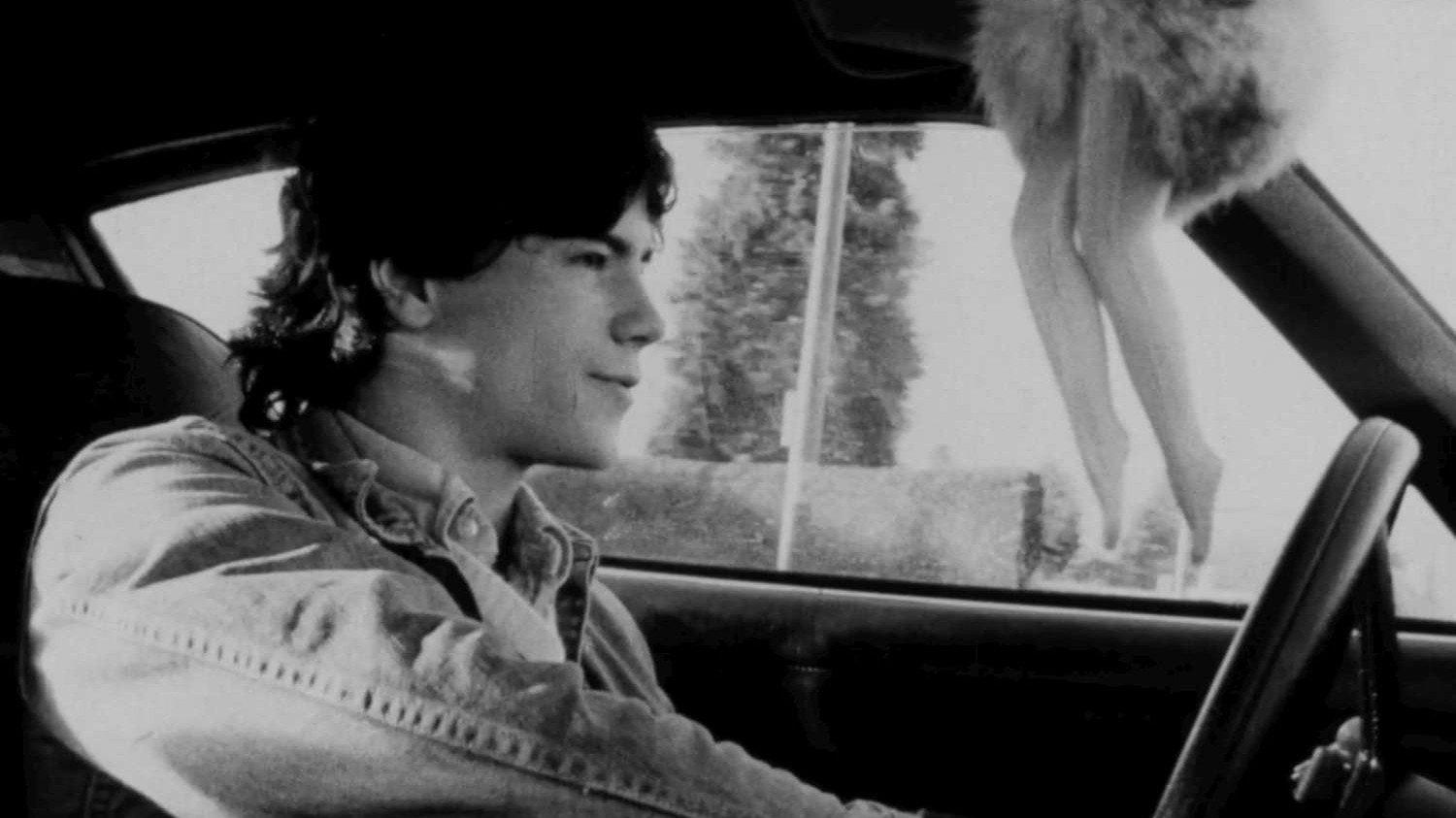 Hate to Love 1982 movie scene