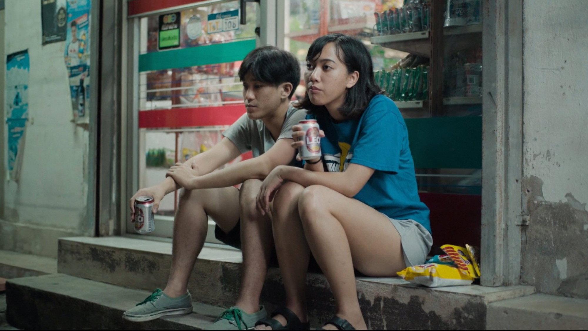 Happy Ending 2017 movie scene