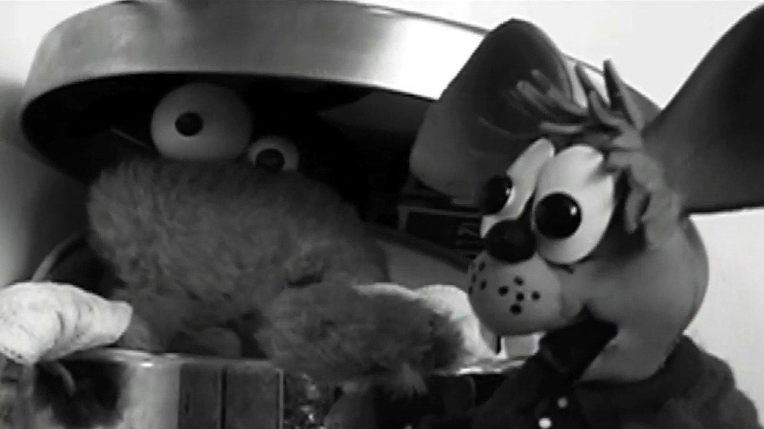 Murder, He Squeaked 2004 movie scene