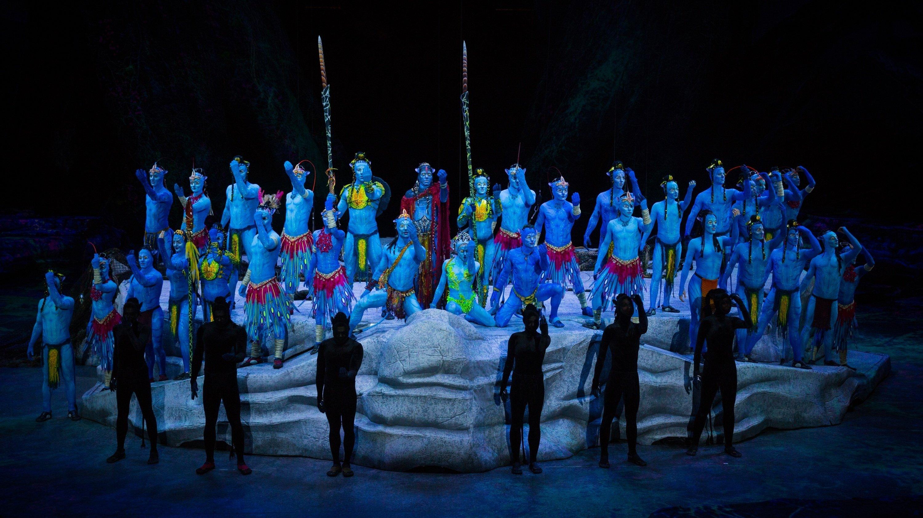 Cirque du Soleil: Toruk - The First Flight 2016 movie scene