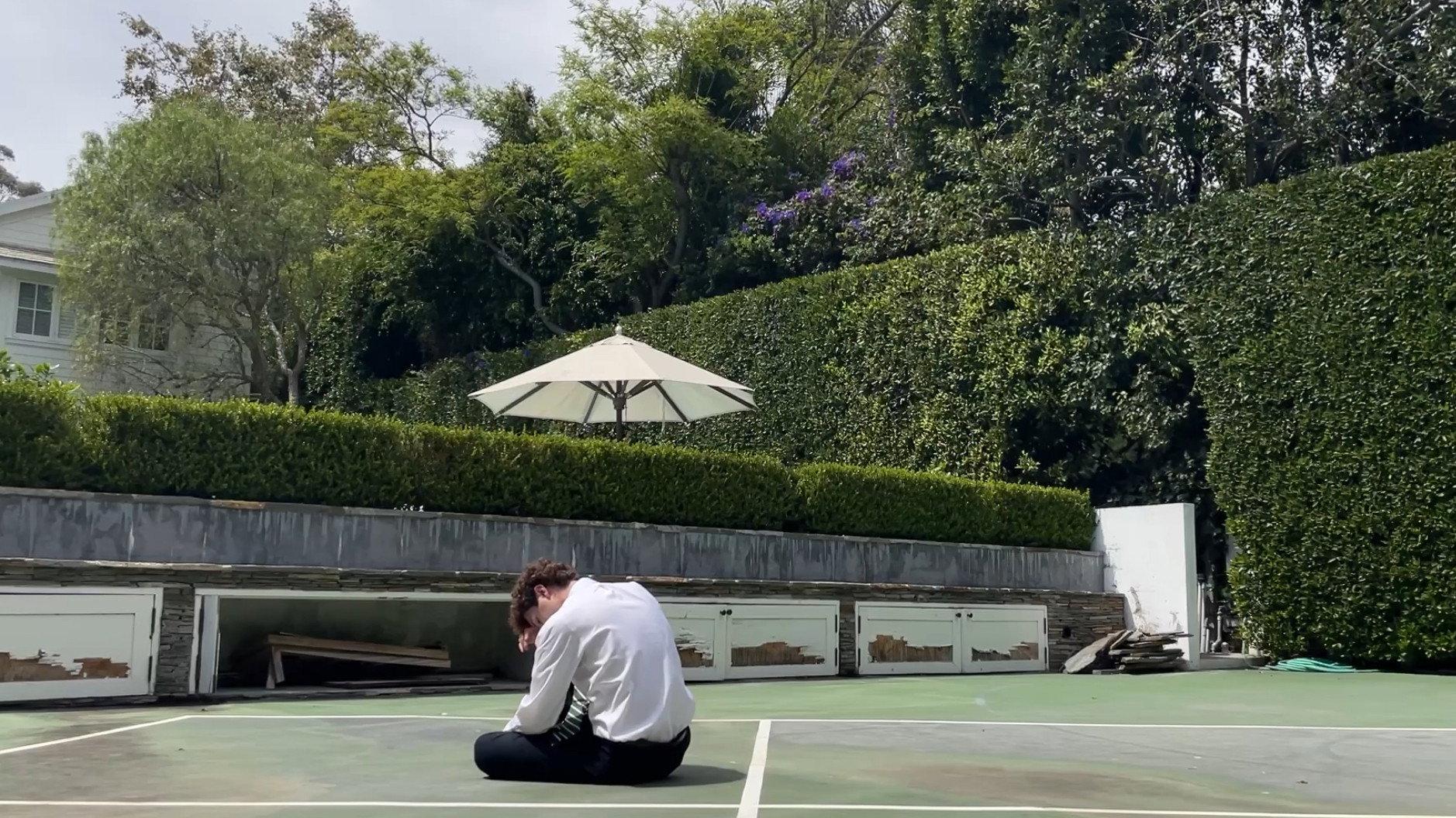 TRICKSHOT 2026 movie scene