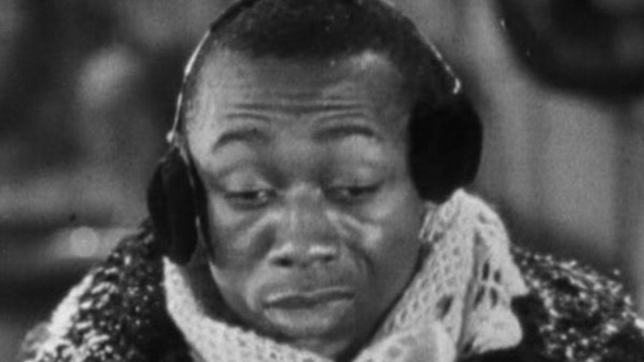A Tough Winter 1930 movie scene