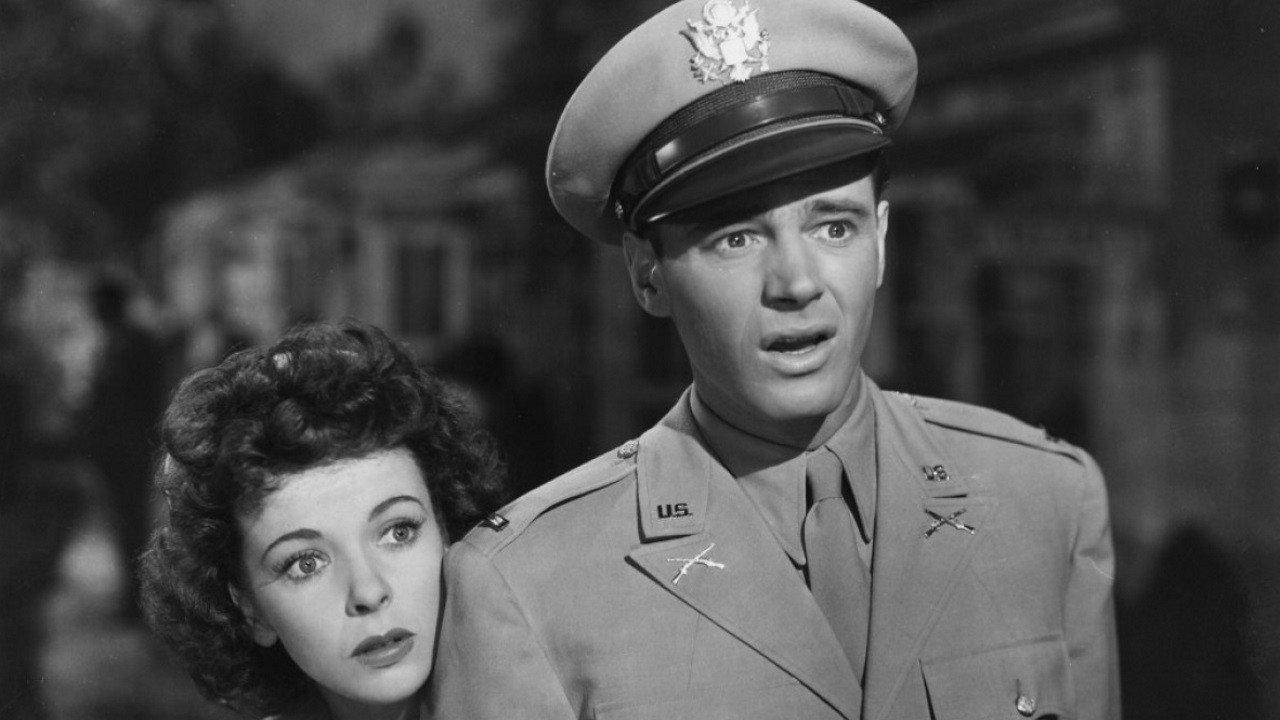 Pillow to Post 1945 movie scene