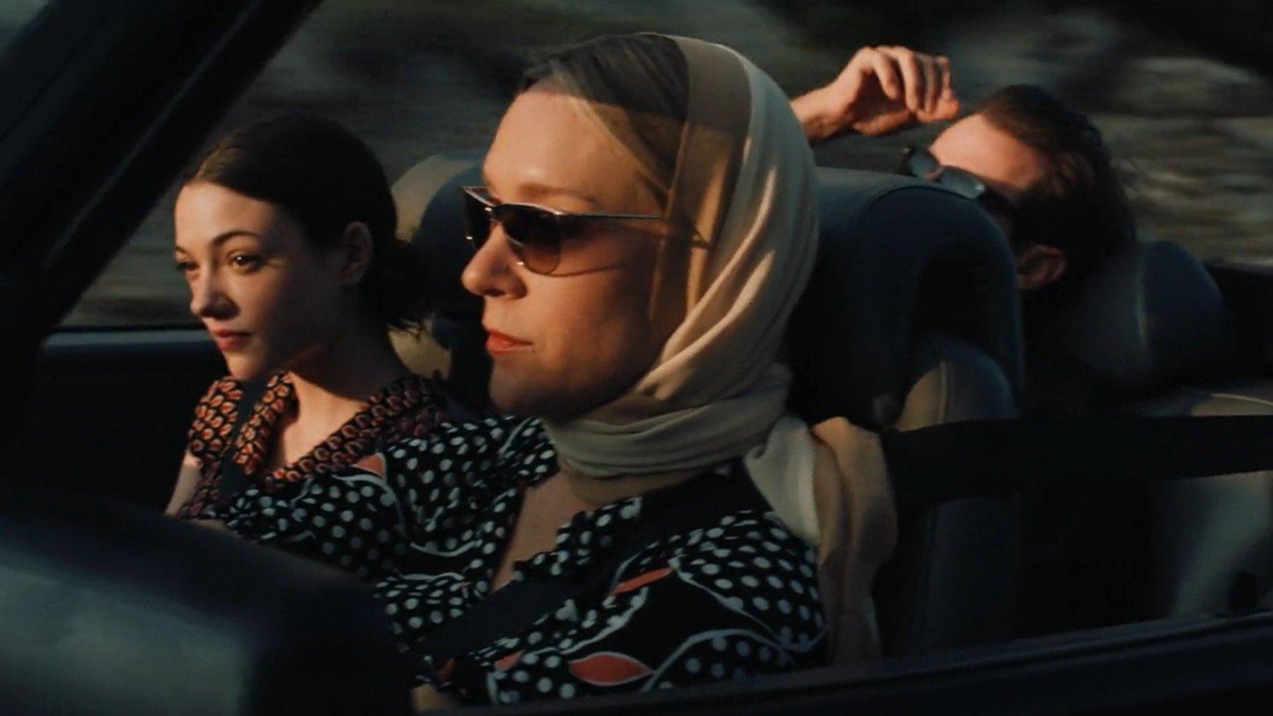 Bonjour Tristesse 2025 movie scene
